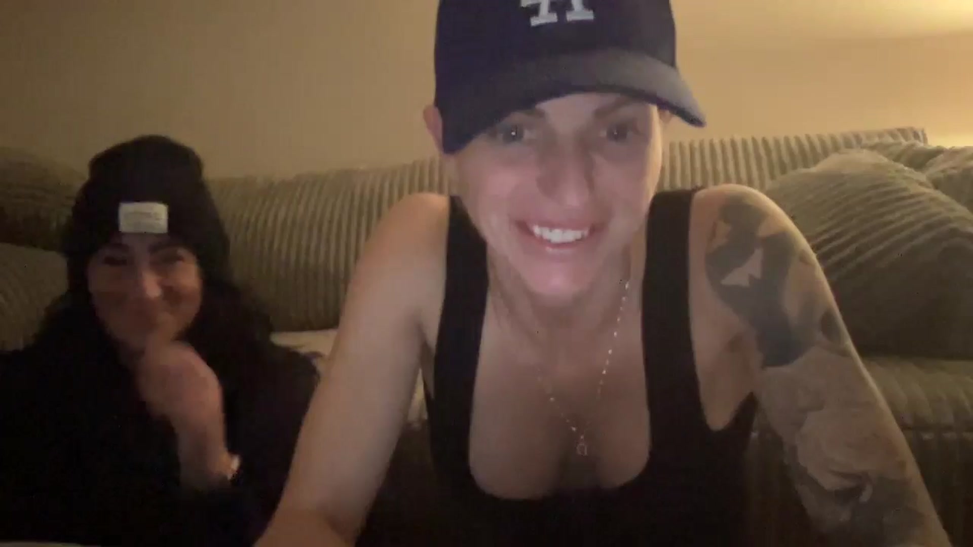 Gallery image thumbnail from Peachesacream's myfreecams stream on, 10/20/2024, 10:44 image 2 of 20