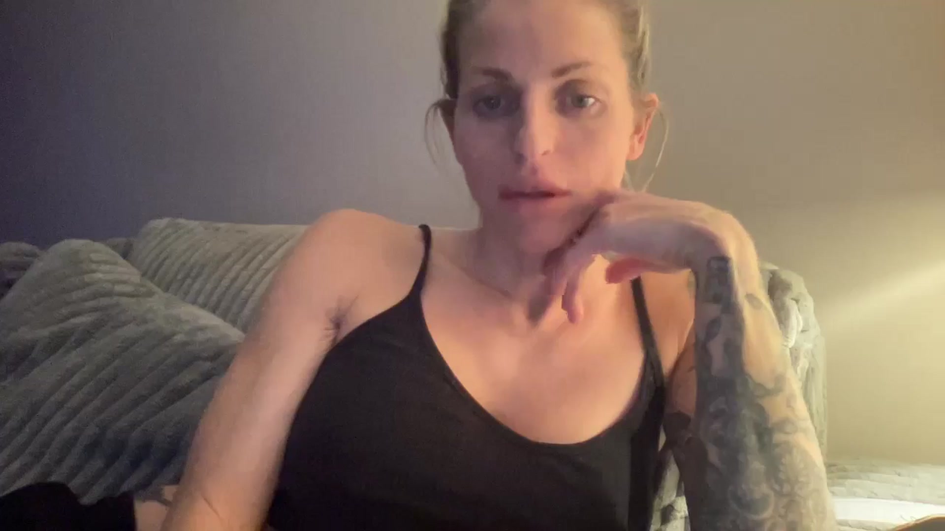 Gallery image thumbnail from Peachesacream's myfreecams stream on, 11/02/2024, 09:05 image 4 of 20