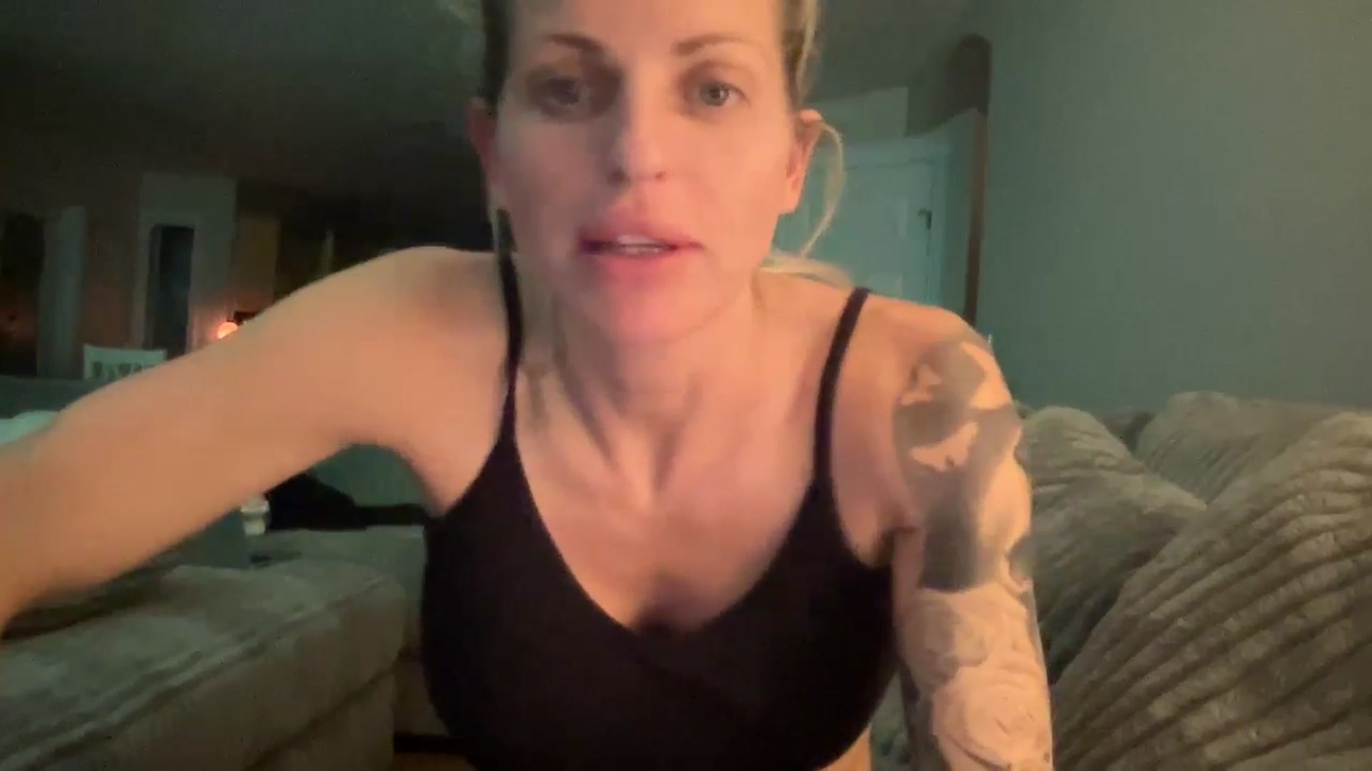 Gallery image thumbnail from Peachesacream's myfreecams stream on, 11/02/2024, 09:05 image 10 of 20