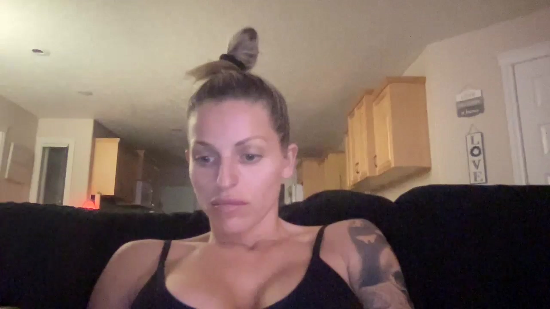 Gallery image thumbnail from Peachesacream's myfreecams stream on, 11/06/2024, 08:04 image 17 of 20