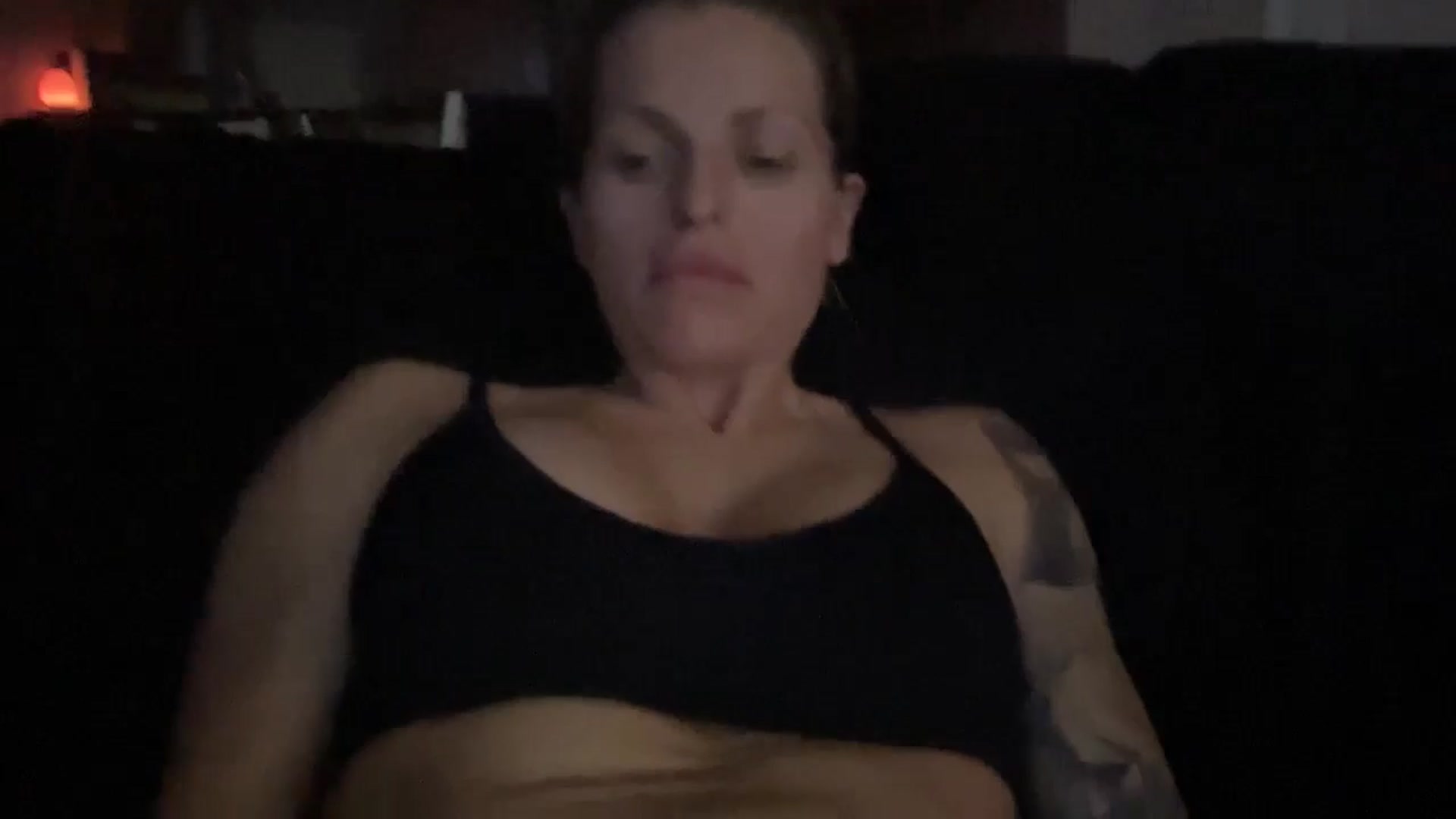 Gallery image thumbnail from Peachesacream's myfreecams stream on, 11/06/2024, 10:00 image 2 of 20