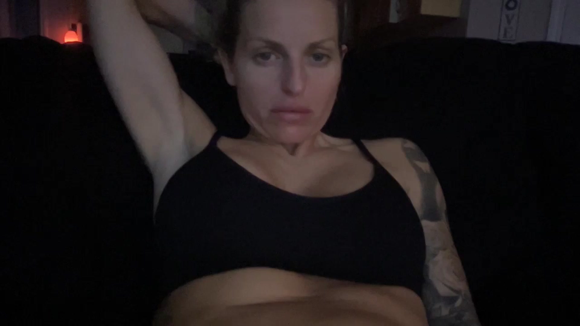 Gallery image thumbnail from Peachesacream's myfreecams stream on, 11/06/2024, 10:00 image 3 of 20