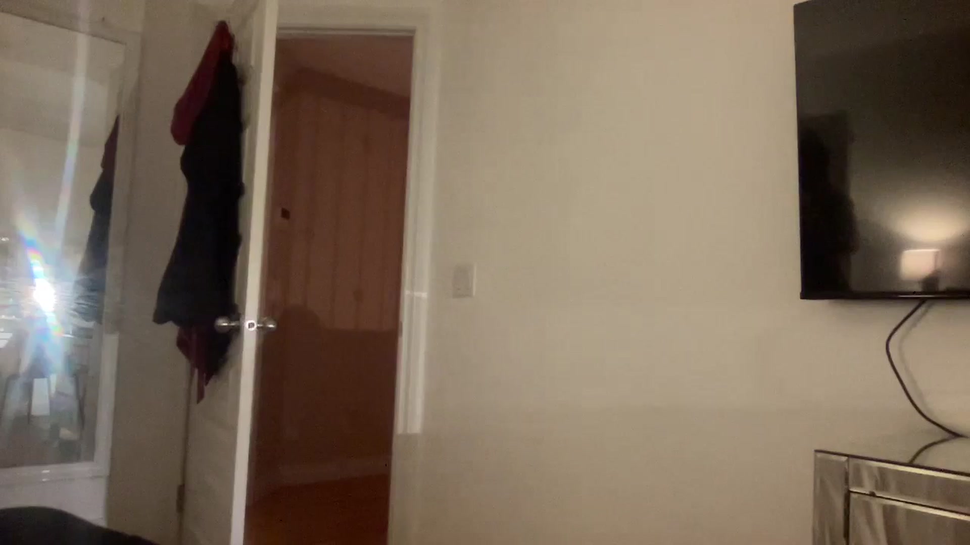 Gallery image thumbnail from Peachesacream's myfreecams stream on, 11/11/2024, 07:22 image 16 of 20