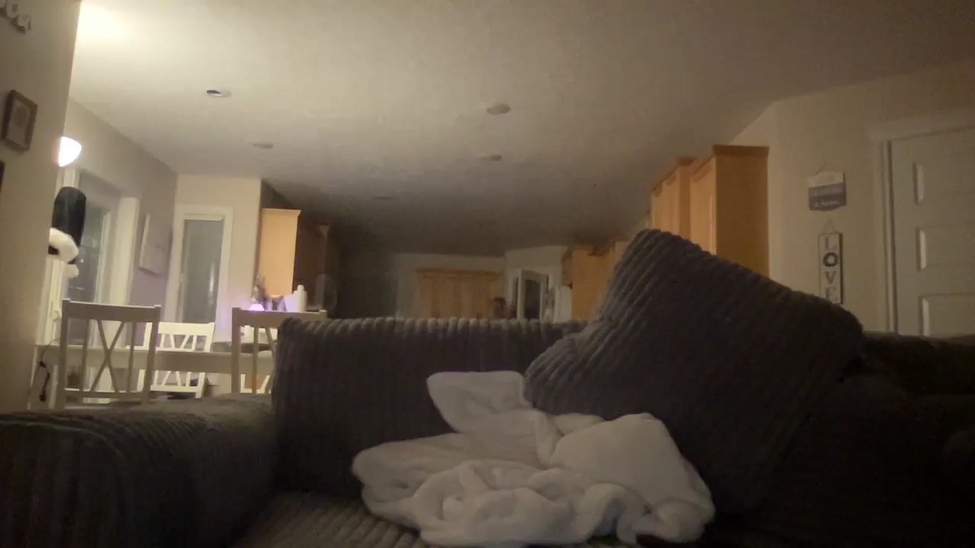 Gallery image thumbnail from Peachesacream's myfreecams stream on, 12/08/2024, 09:40 image 19 of 20