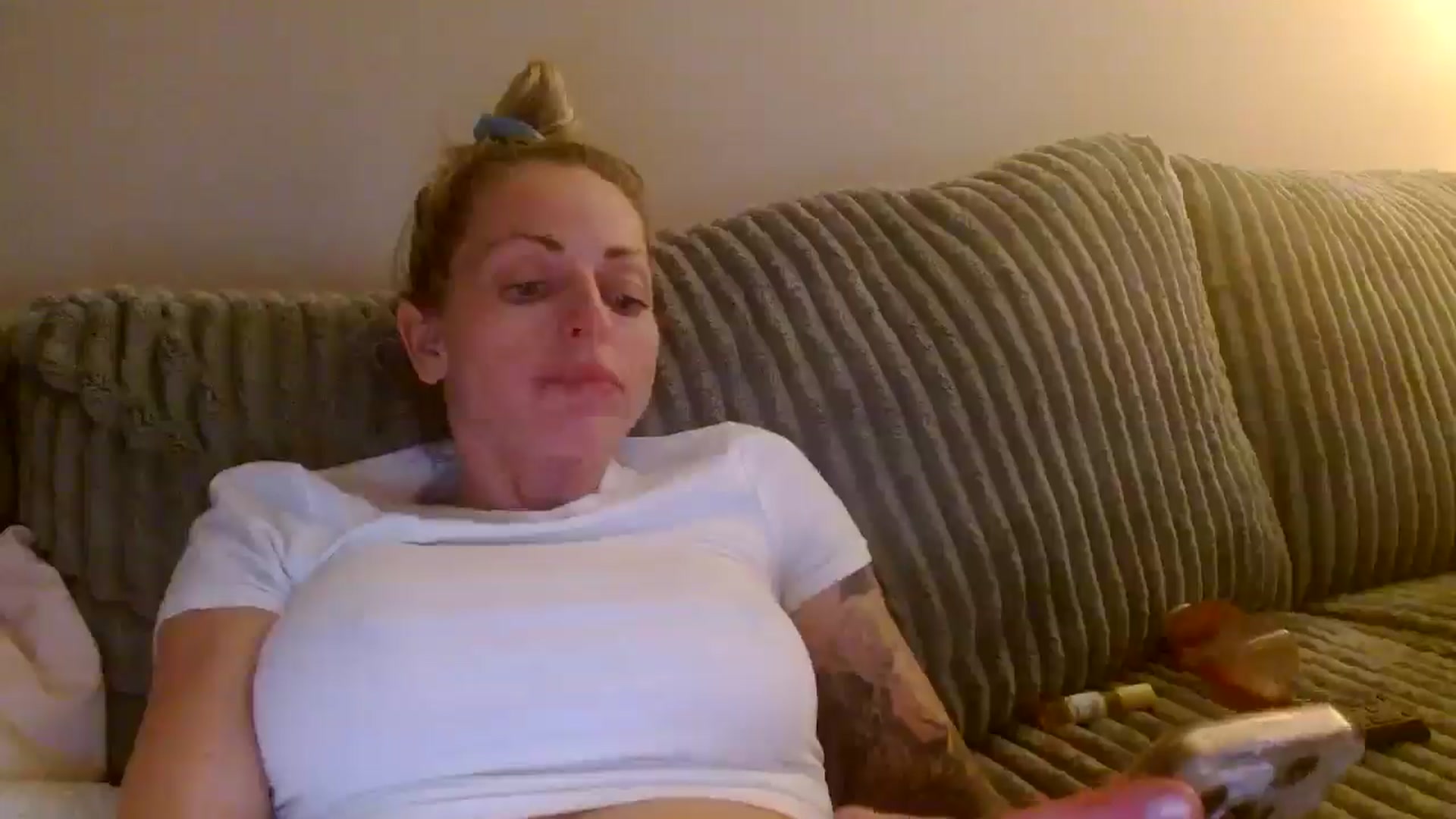 Gallery image thumbnail from Peachesacream's myfreecams stream on, 12/16/2024, 09:05 image 14 of 20