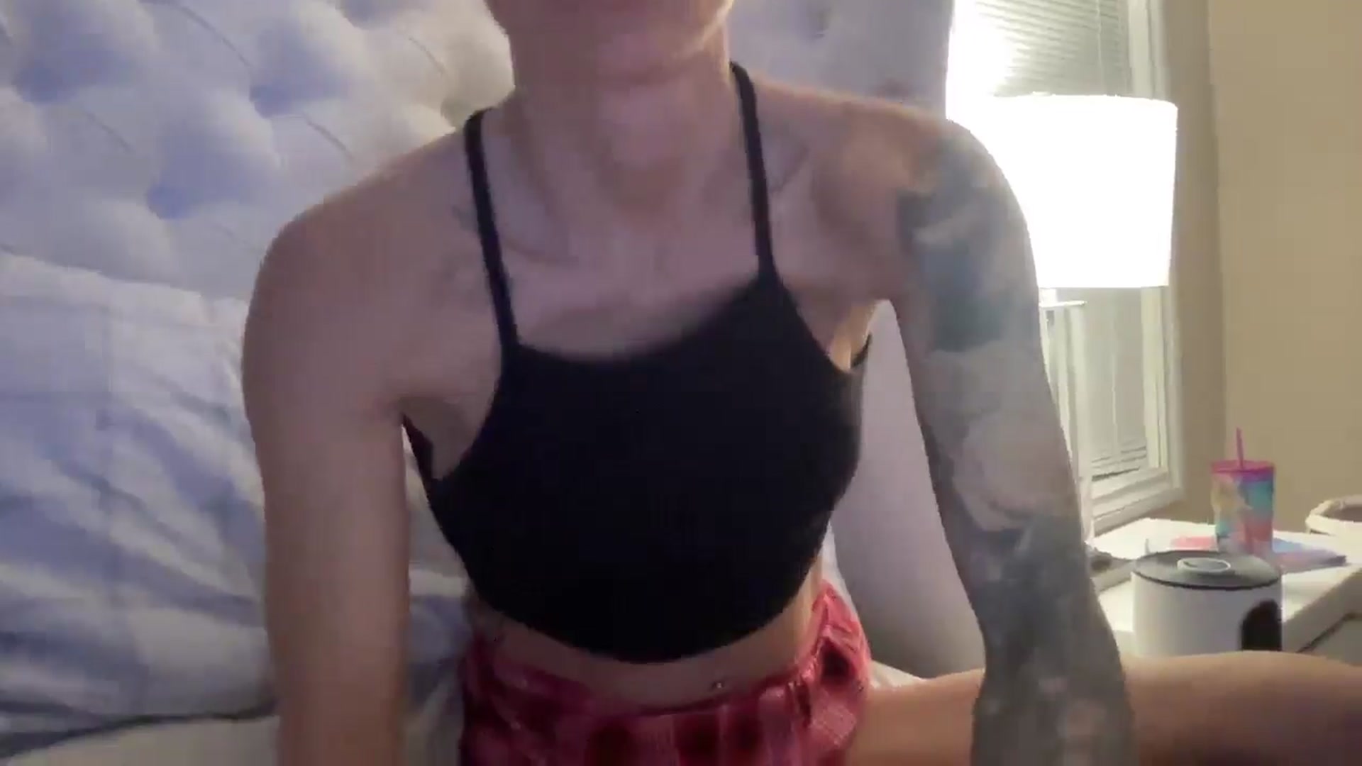 Gallery image thumbnail from Peachesacream's myfreecams stream on, 12/30/2024, 08:31 image 7 of 20