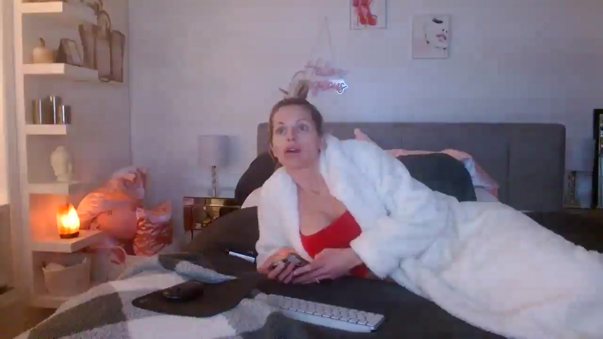 Gallery image thumbnail from Peachesacream's myfreecams stream on, 01/07/2025, 08:47 image 14 of 20
