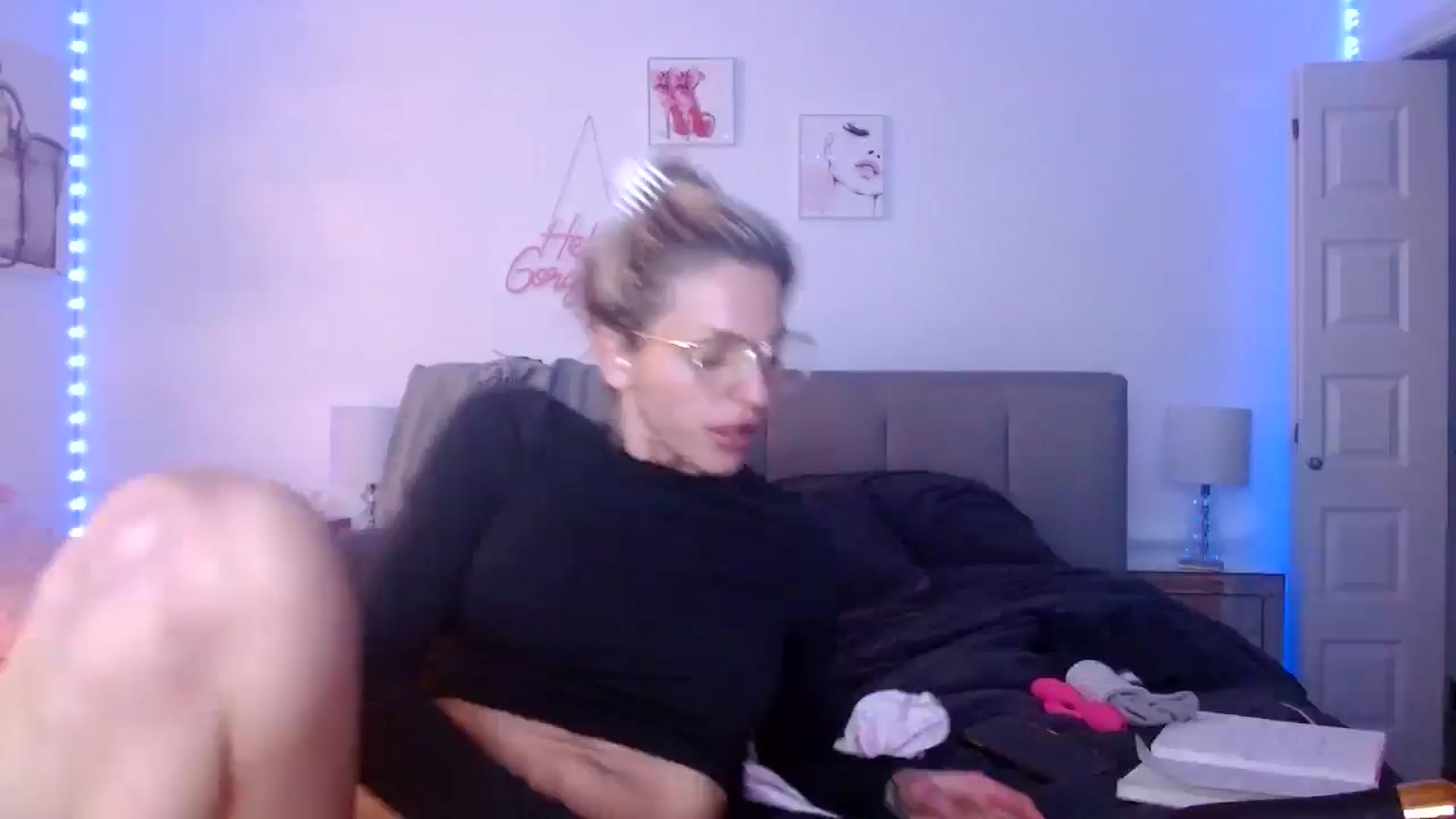 Gallery image thumbnail from Peachesacream's myfreecams stream on, 01/15/2025, 11:25 image 6 of 20