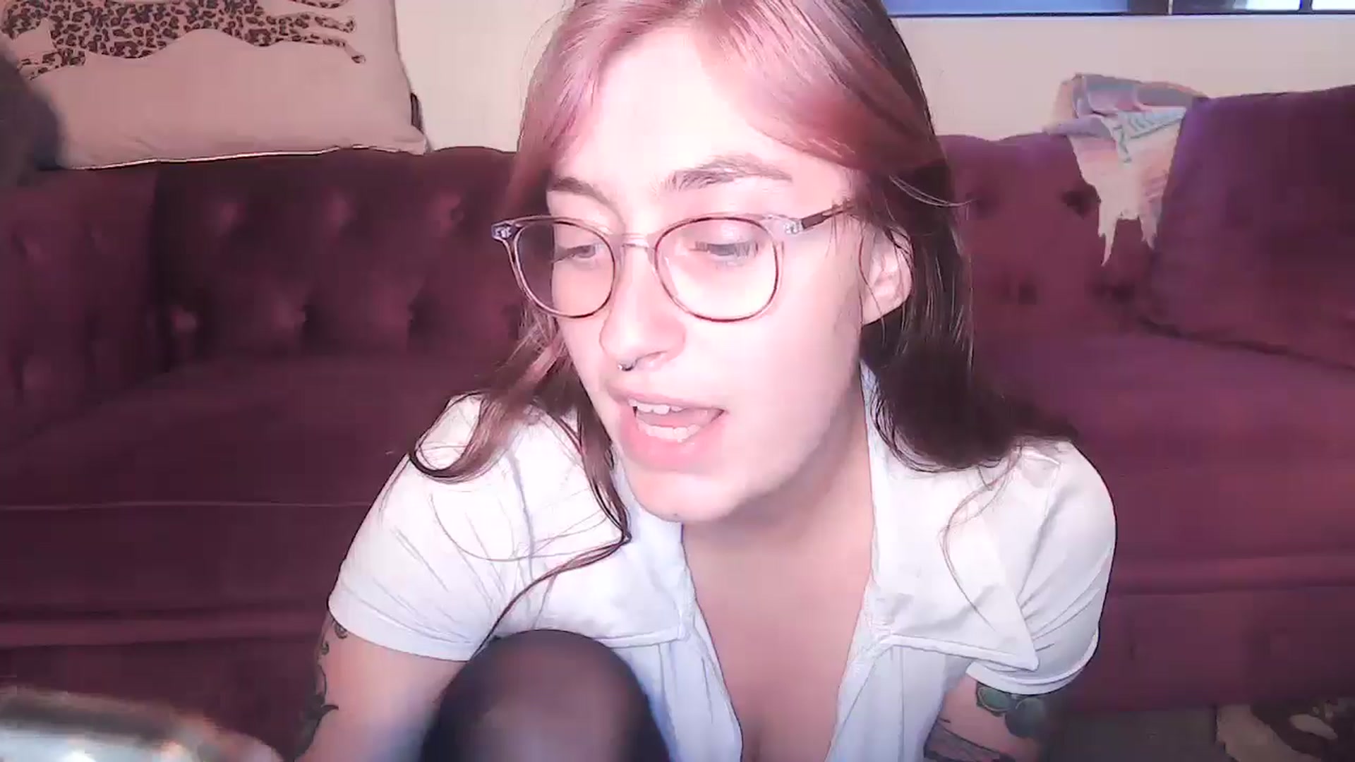 Gallery image thumbnail from PeacheznCream's myfreecams stream on, 08/11/2024, 15:40 image 2 of 20