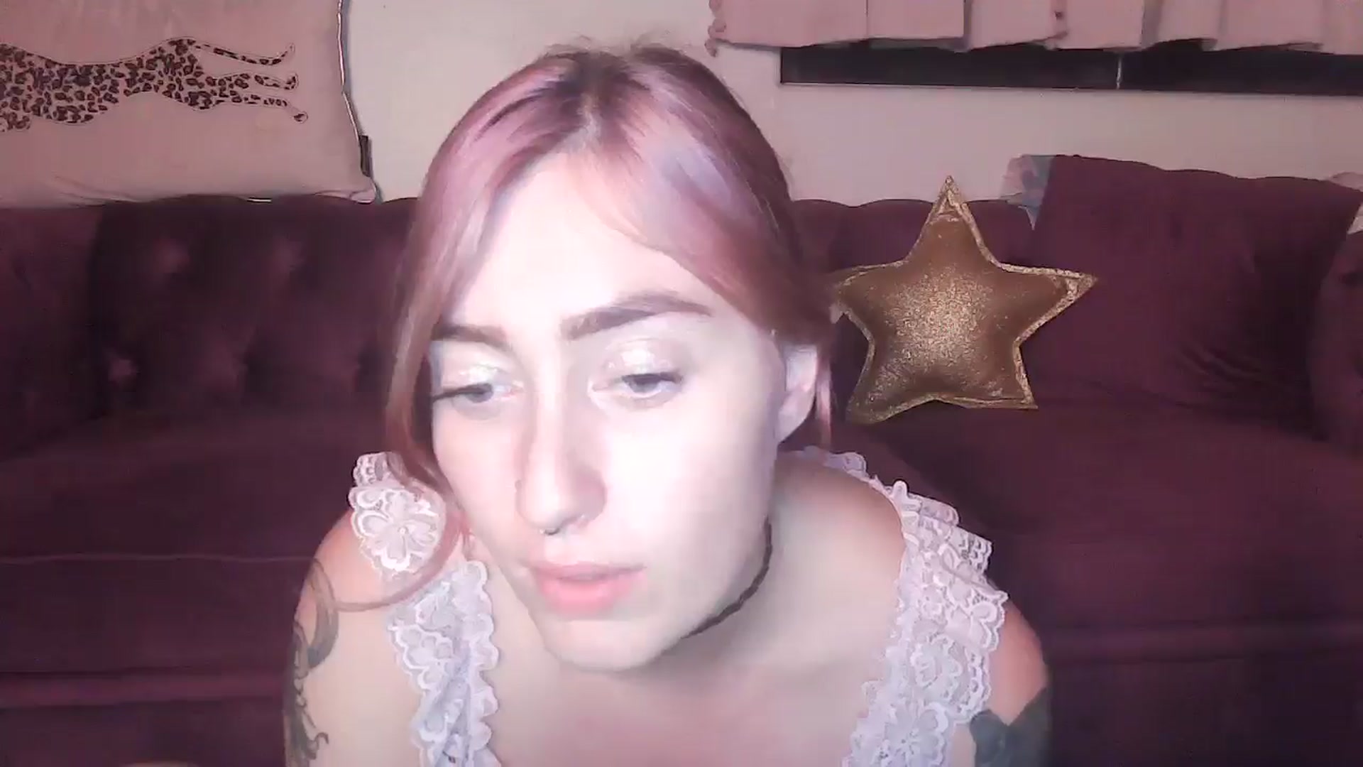 Gallery image thumbnail from PeacheznCream's myfreecams stream on, 08/13/2024, 10:27 image 2 of 20