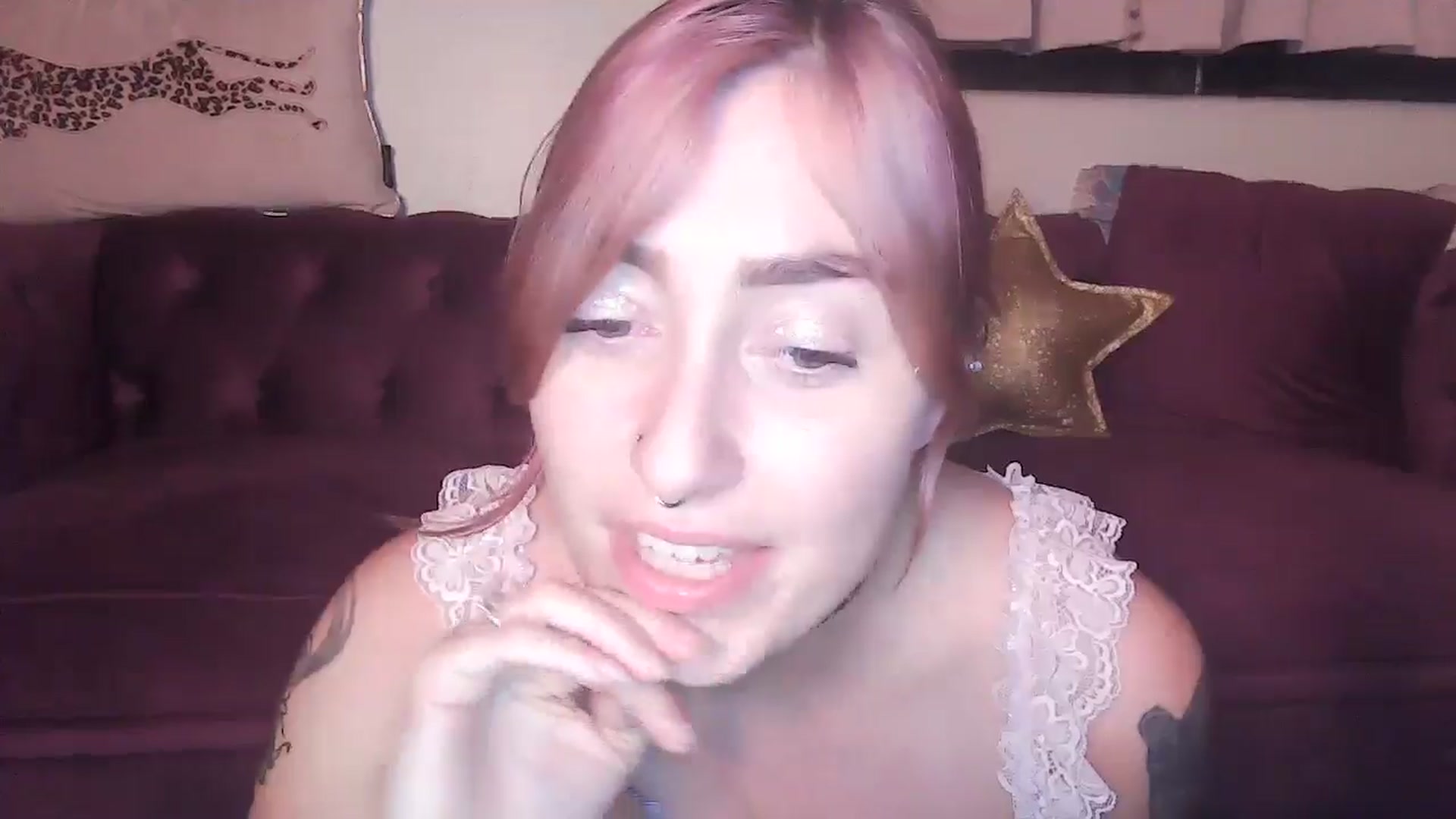 Gallery image thumbnail from PeacheznCream's myfreecams stream on, 08/13/2024, 10:27 image 5 of 20
