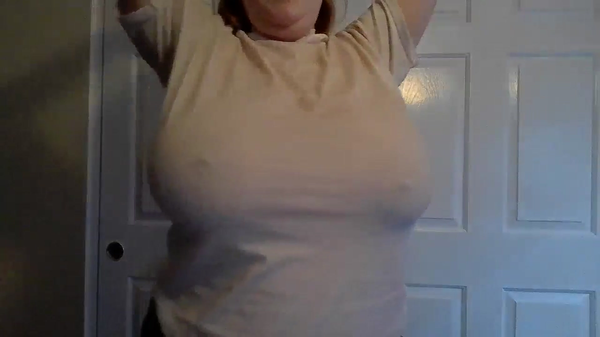 Gallery image thumbnail from Peachie's myfreecams stream on, 10/12/2024, 21:50 image 2 of 20