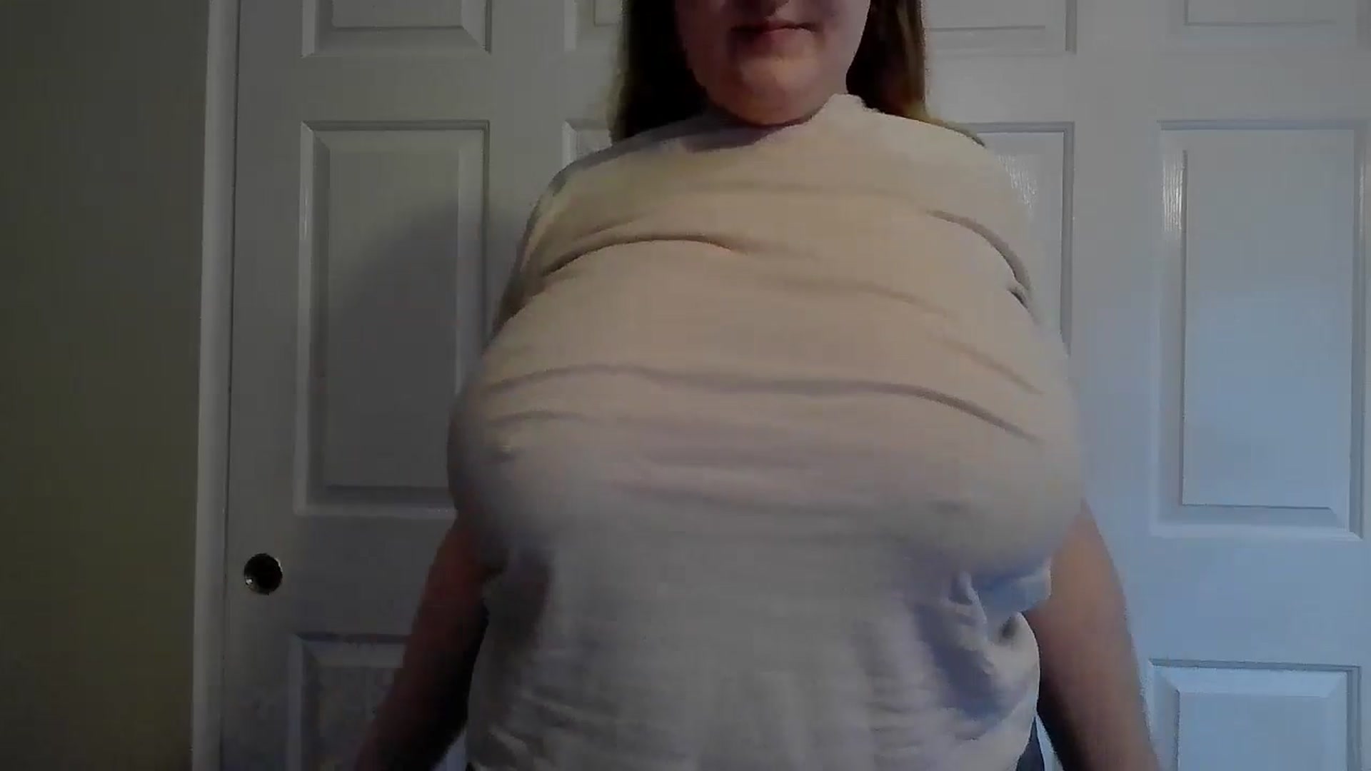 Gallery image thumbnail from Peachie's myfreecams stream on, 10/12/2024, 21:50 image 8 of 20