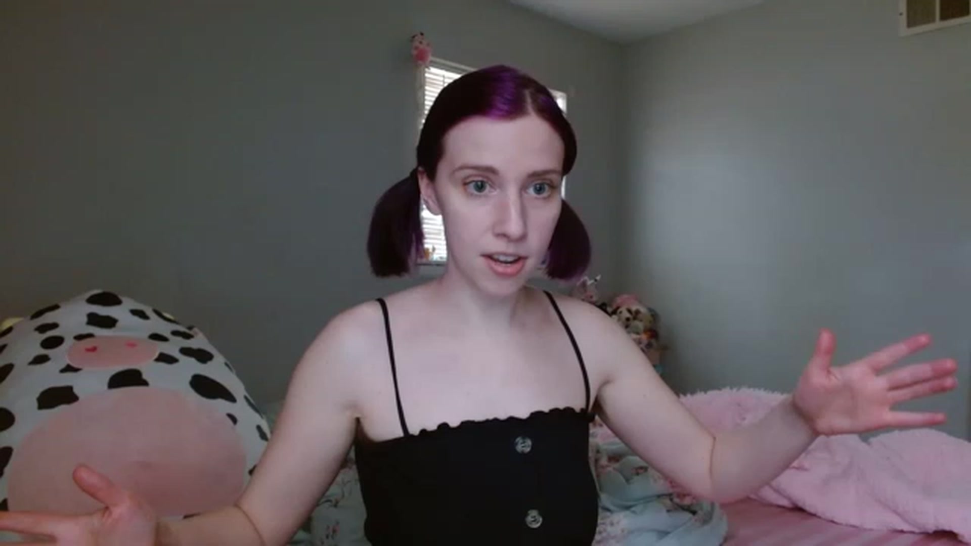 Gallery image thumbnail from PeachxPoptart's myfreecams stream on, 04/02/2023, 18:53 image 18 of 20