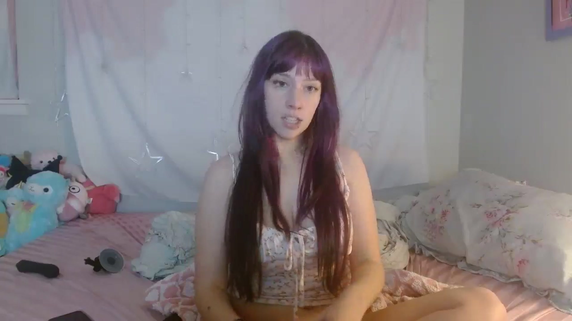 Gallery image thumbnail from PeachxPoptart's myfreecams stream on, 03/11/2026, 07:20 image 11 of 20