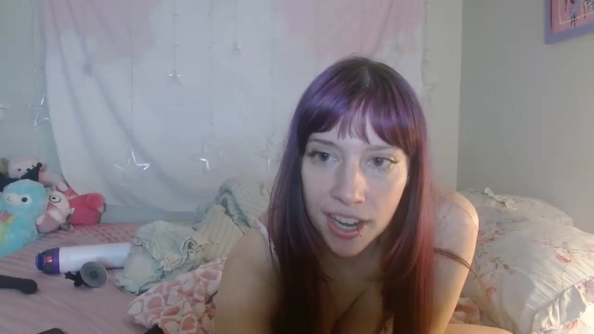 Gallery image thumbnail from PeachxPoptart's myfreecams stream on, 03/11/2026, 07:20 image 10 of 20