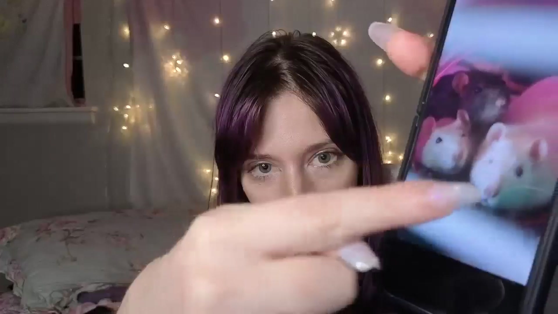 Gallery image thumbnail from PeachxPoptart's myfreecams stream on, 05/08/2026, 05:31 image 11 of 20