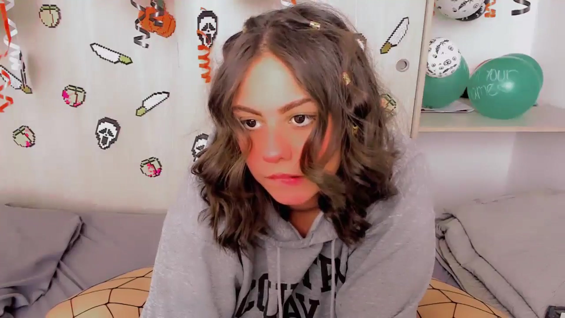 Gallery image thumbnail from PeachyBlade's myfreecams stream on, 10/07/2025, 16:33 image 12 of 20