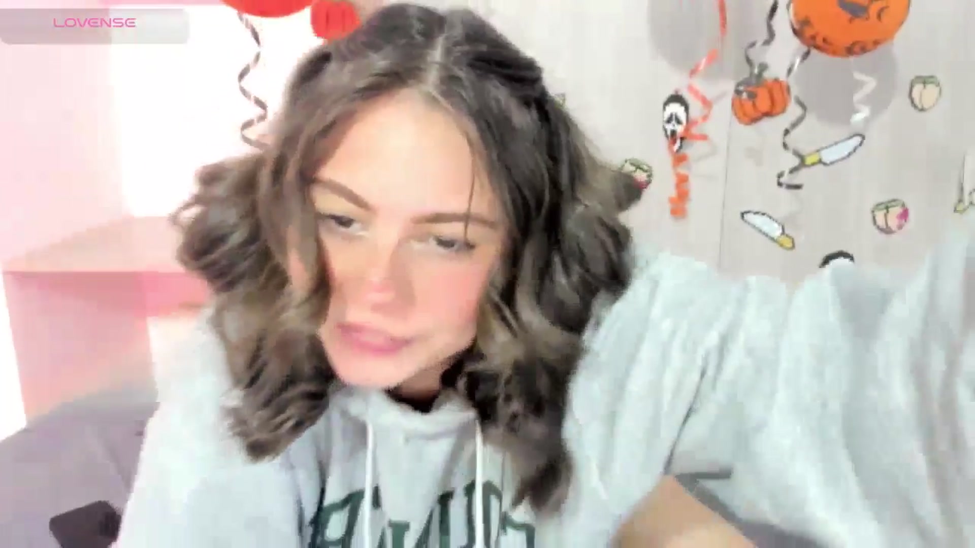 Gallery image thumbnail from PeachyBlade's myfreecams stream on, 10/28/2025, 01:53 image 4 of 20