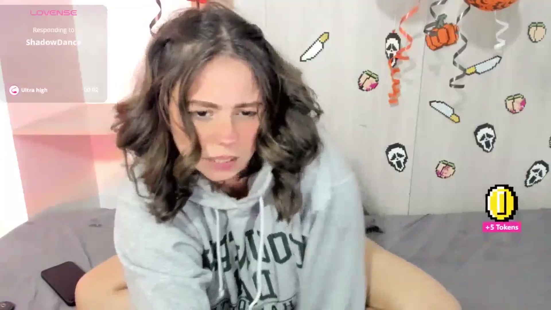 Gallery image thumbnail from PeachyBlade's myfreecams stream on, 10/28/2025, 01:53 image 5 of 20