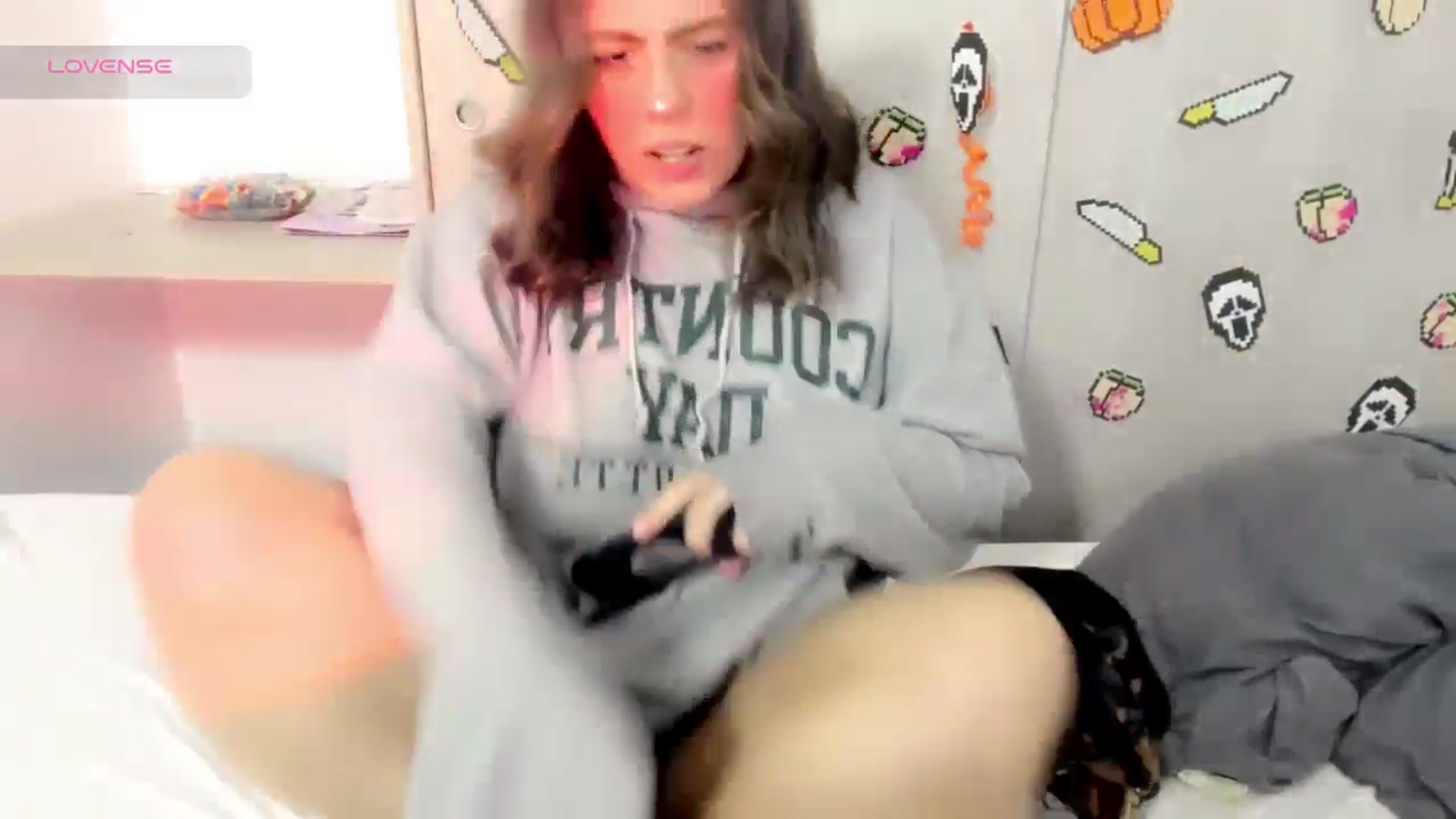 Gallery image thumbnail from PeachyBlade's myfreecams stream on, 11/10/2025, 01:17 image 5 of 20