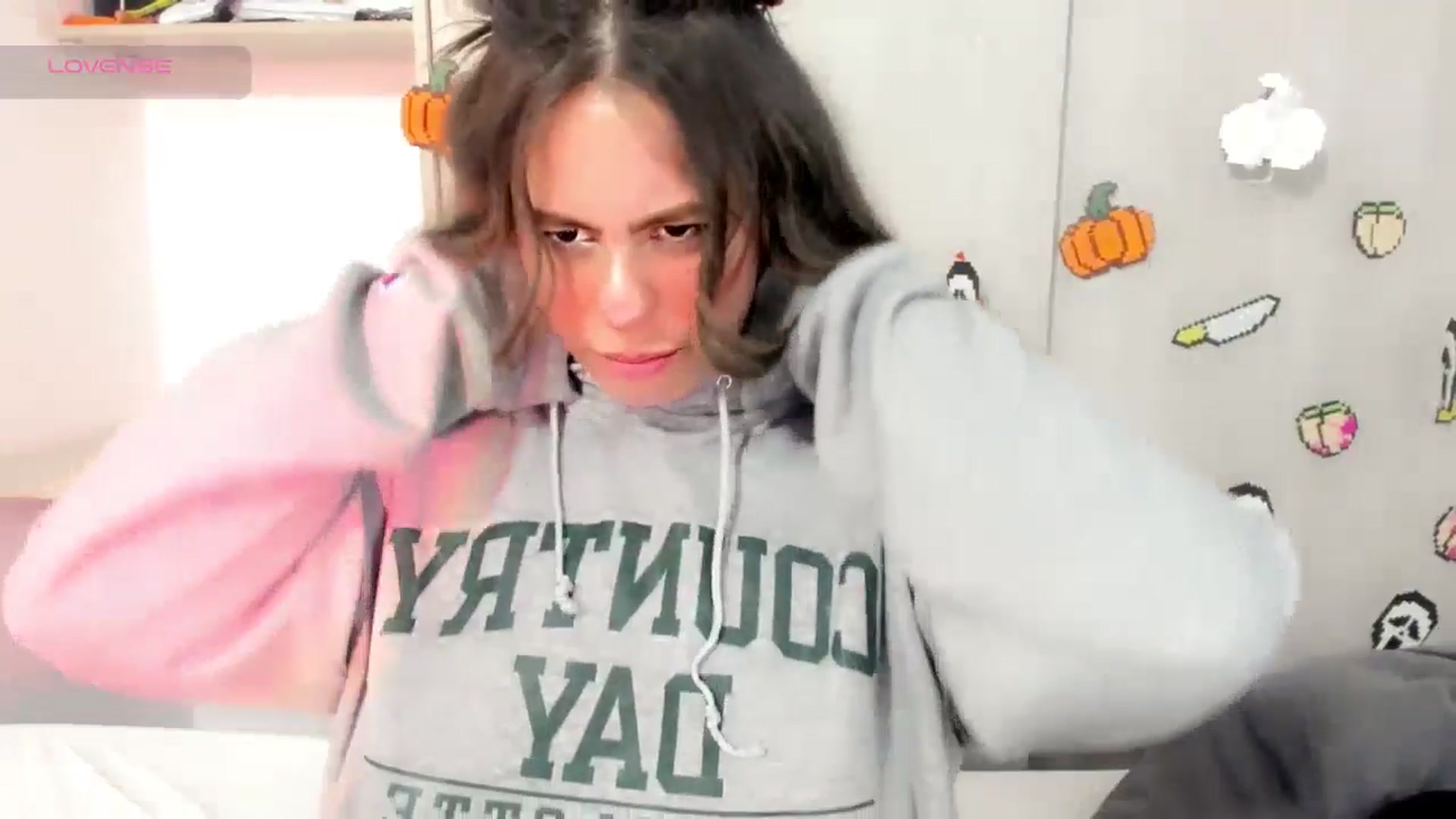 Gallery image thumbnail from PeachyBlade's myfreecams stream on, 11/10/2025, 01:17 image 19 of 20