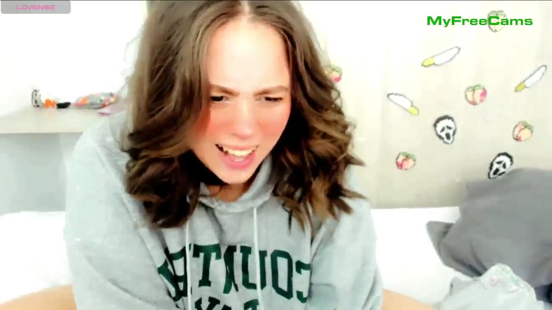 Gallery image thumbnail from PeachyBlade's myfreecams stream on, 11/11/2025, 14:02 image 5 of 20