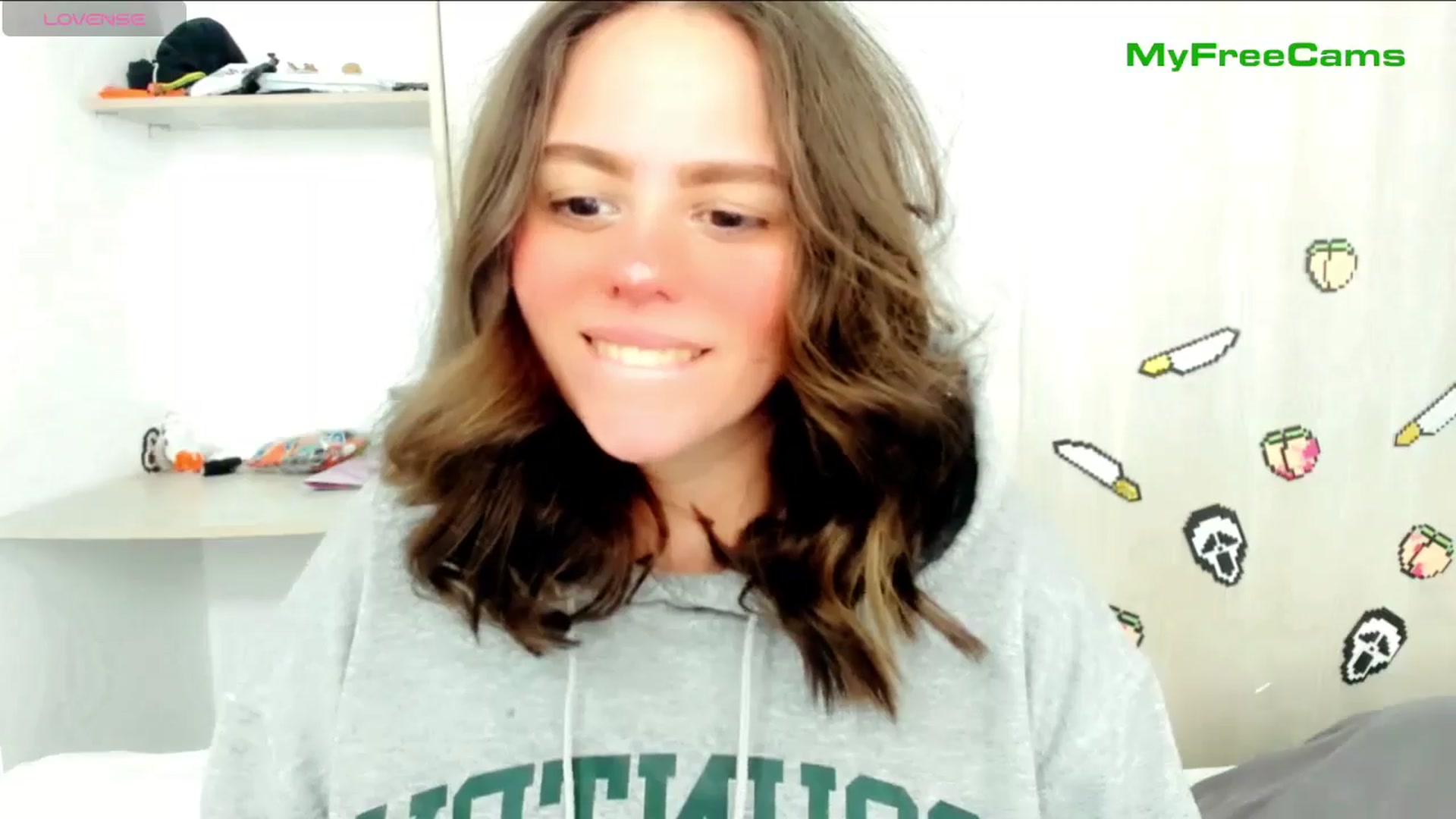 Gallery image thumbnail from PeachyBlade's myfreecams stream on, 11/11/2025, 15:16 image 19 of 20