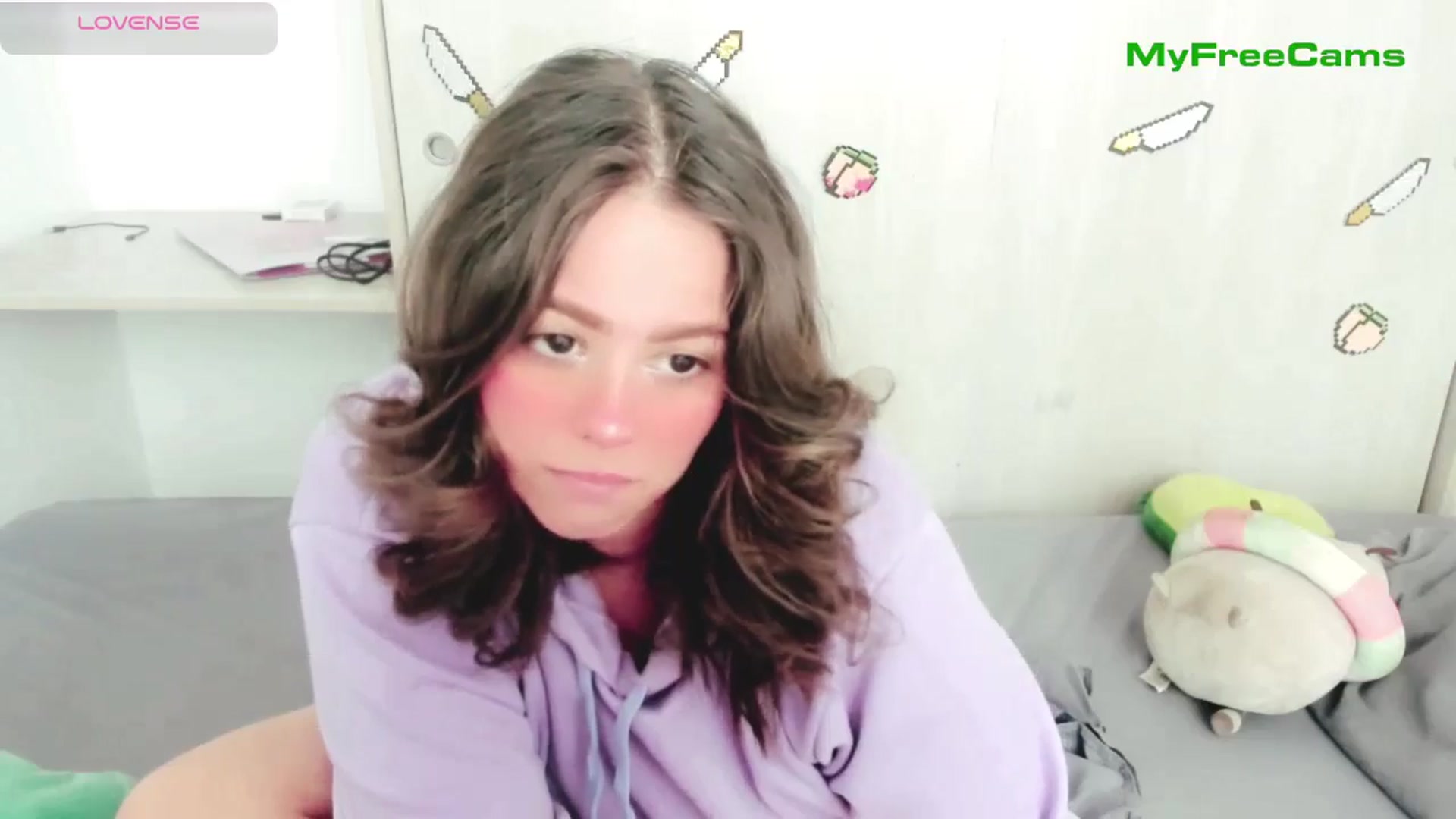 Gallery image thumbnail from PeachyBlade's myfreecams stream on, 12/28/2025, 16:06 image 17 of 20