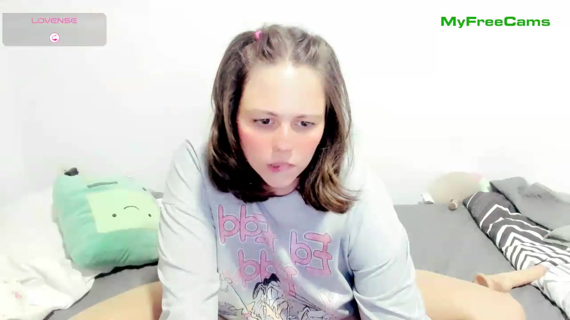 Gallery image thumbnail from PeachyBlade's myfreecams stream on, 06/16/2026, 01:28 image 8 of 20