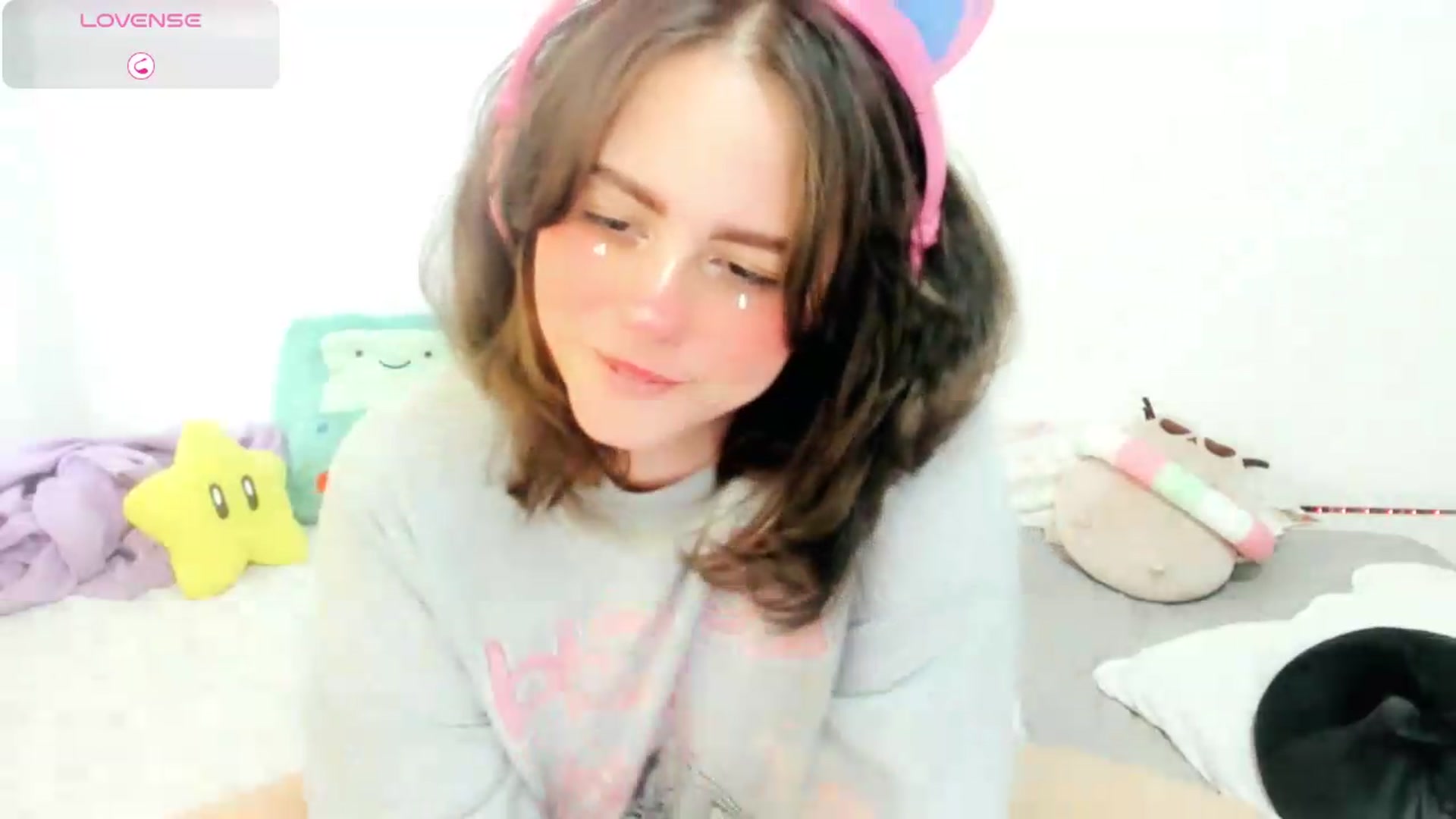 Gallery image thumbnail from PeachyBlade's myfreecams stream on, 07/17/2026, 15:54 image 19 of 20