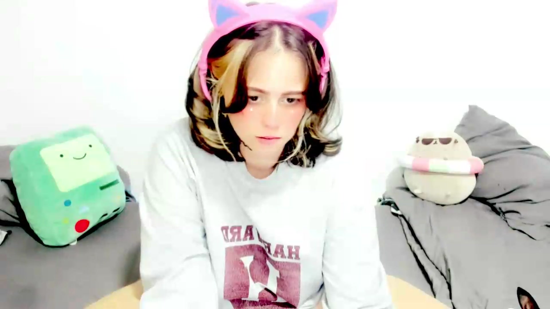 Gallery image thumbnail from PeachyBlade's myfreecams stream on, 08/09/2026, 24:24 image 8 of 20