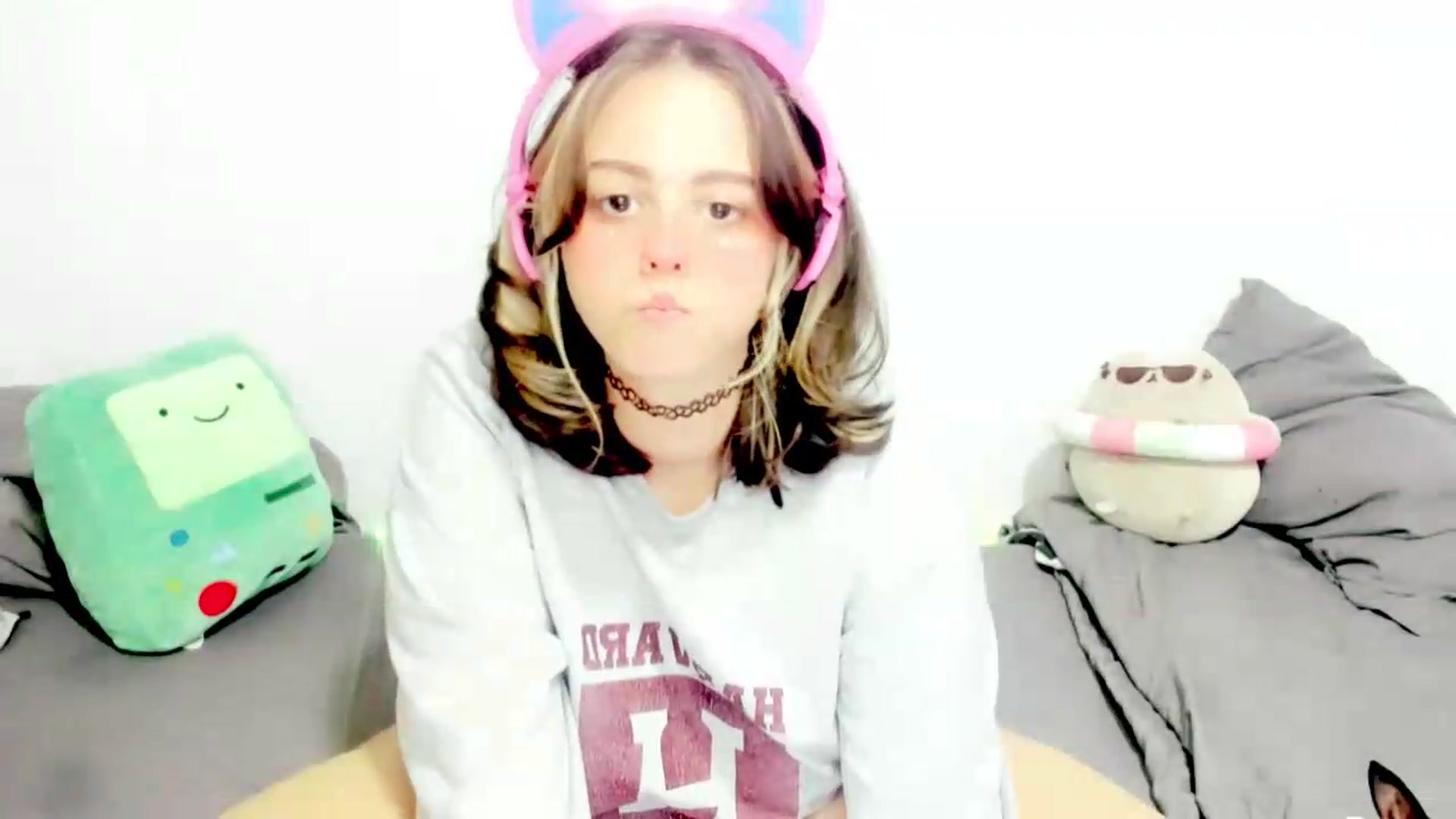 Gallery image thumbnail from PeachyBlade's myfreecams stream on, 08/09/2026, 24:24 image 10 of 20