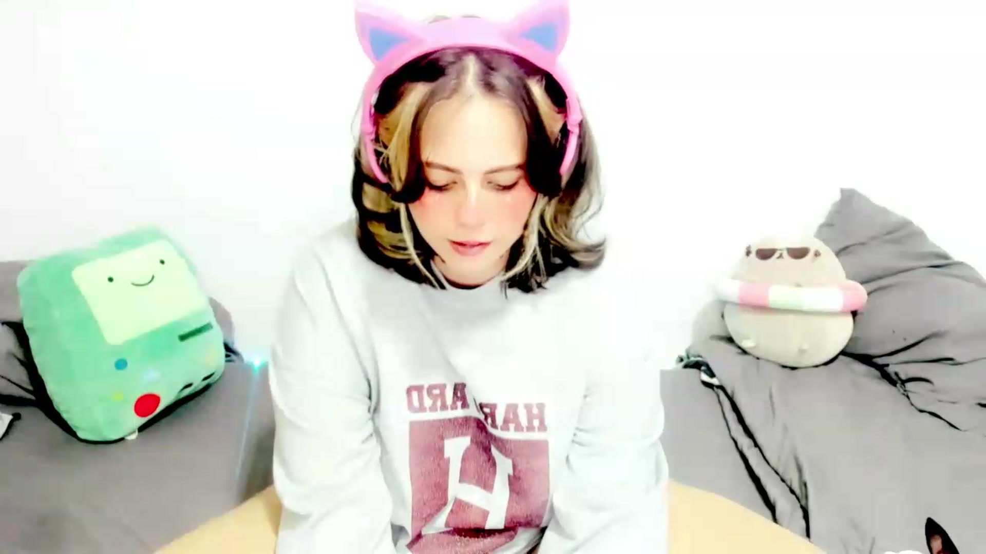 Gallery image thumbnail from PeachyBlade's myfreecams stream on, 08/09/2026, 24:24 image 20 of 20