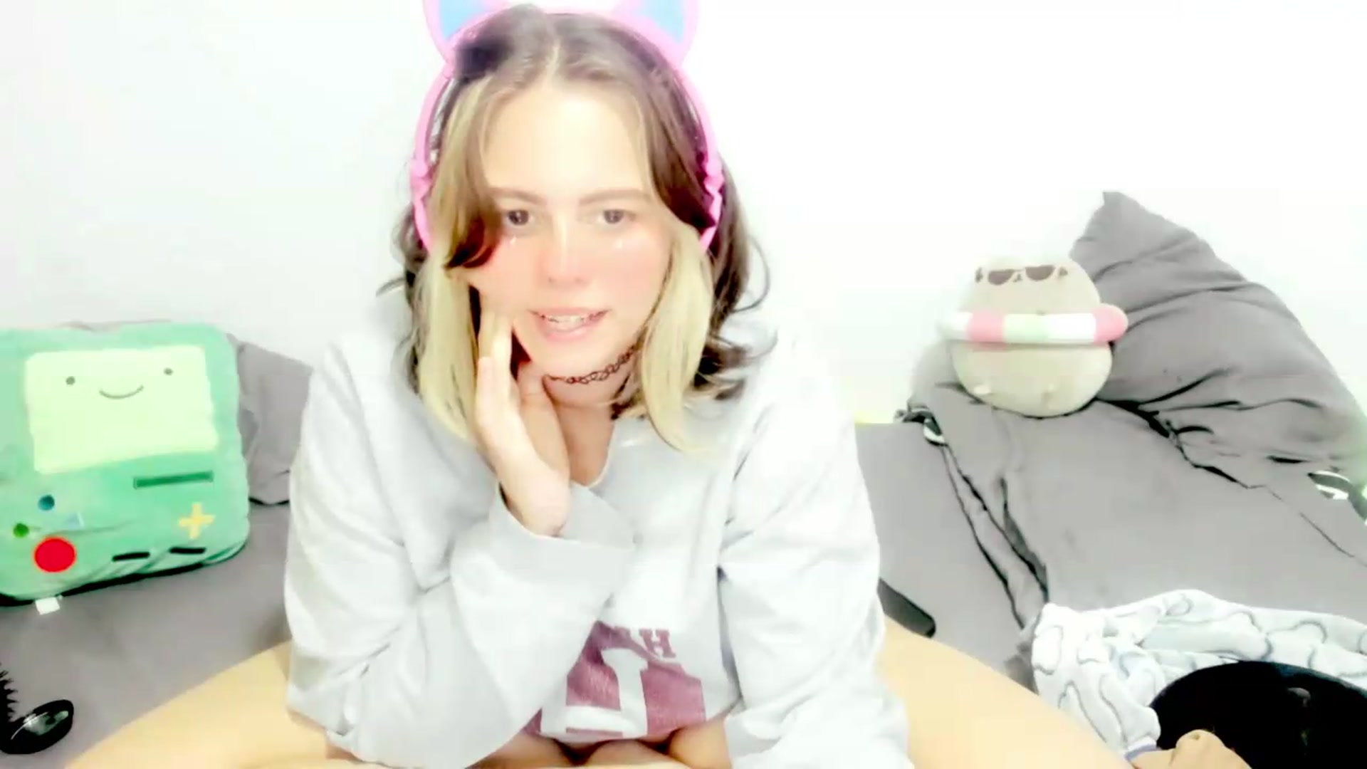 Gallery image thumbnail from PeachyBlade's myfreecams stream on, 08/09/2026, 01:25 image 19 of 20