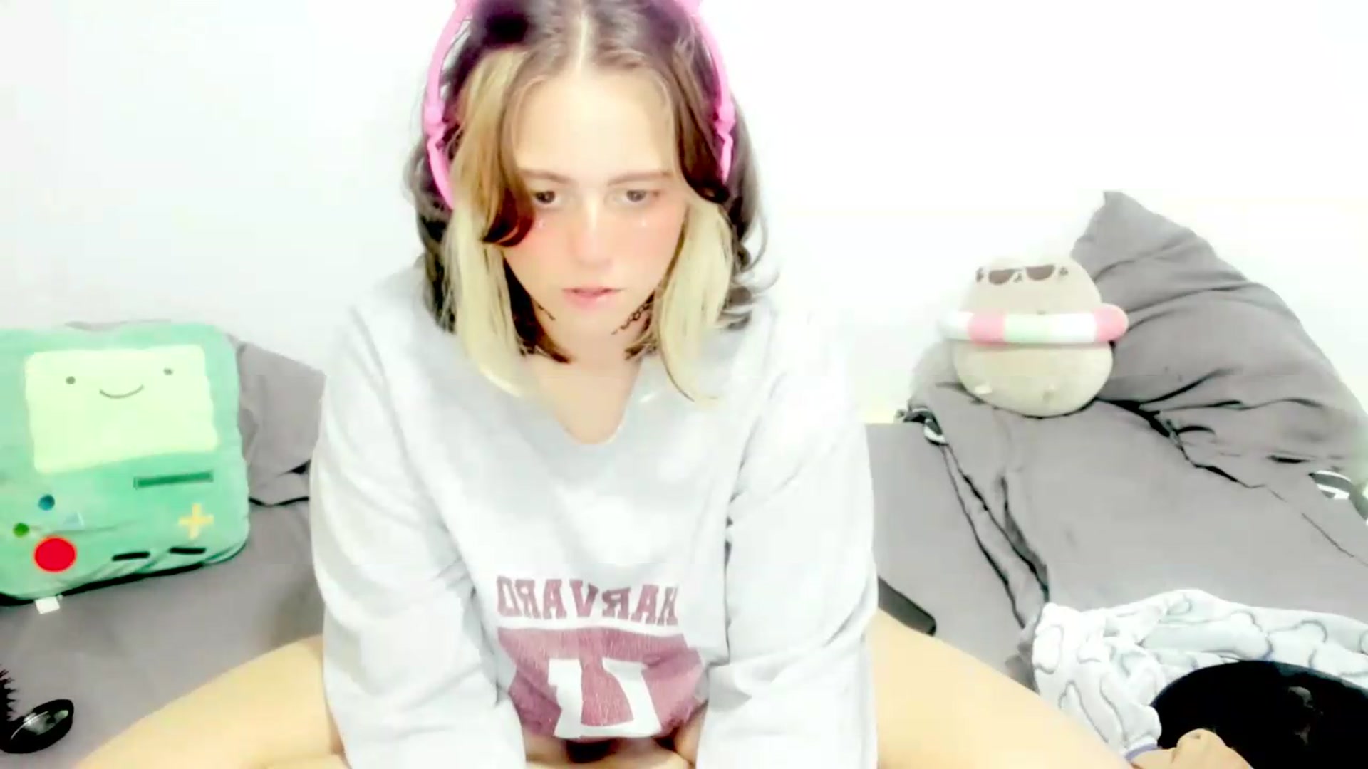 Gallery image thumbnail from PeachyBlade's myfreecams stream on, 08/09/2026, 01:25 image 18 of 20