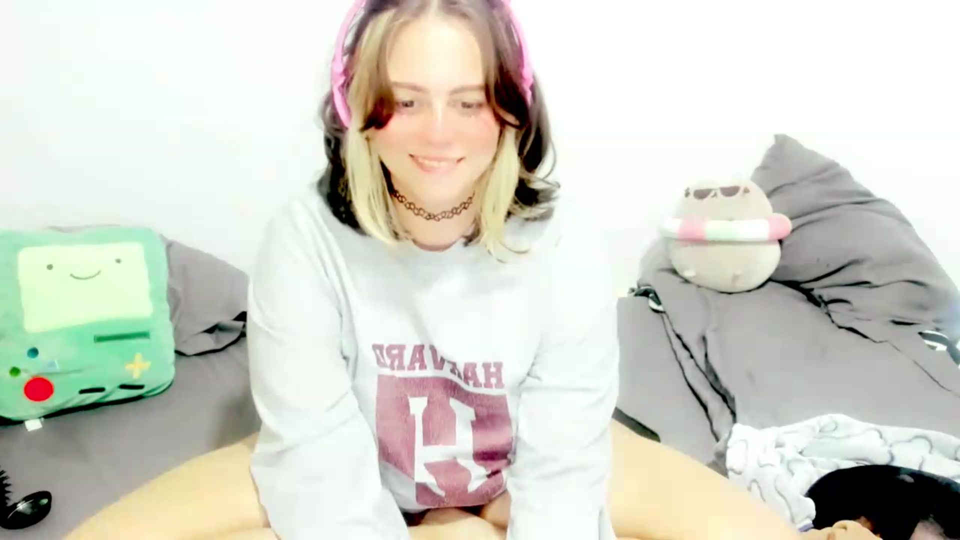 Gallery image thumbnail from PeachyBlade's myfreecams stream on, 08/09/2026, 01:25 image 7 of 20
