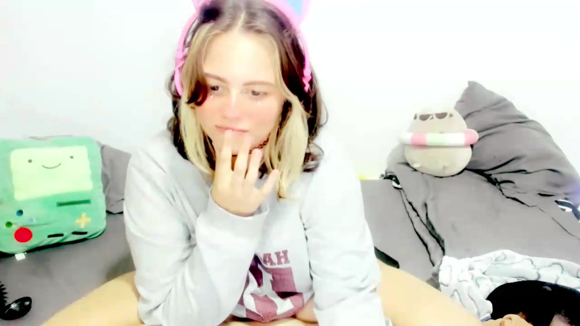 Gallery image thumbnail from PeachyBlade's myfreecams stream on, 08/09/2026, 01:25 image 8 of 20