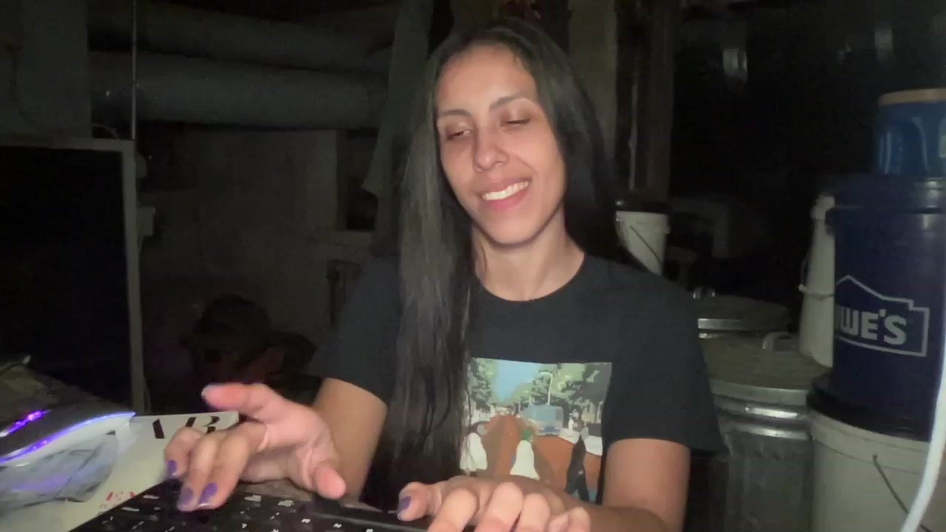 Gallery image thumbnail from PeachyKeenTV's myfreecams stream on, 11/29/2022, 24:52 image 3 of 20