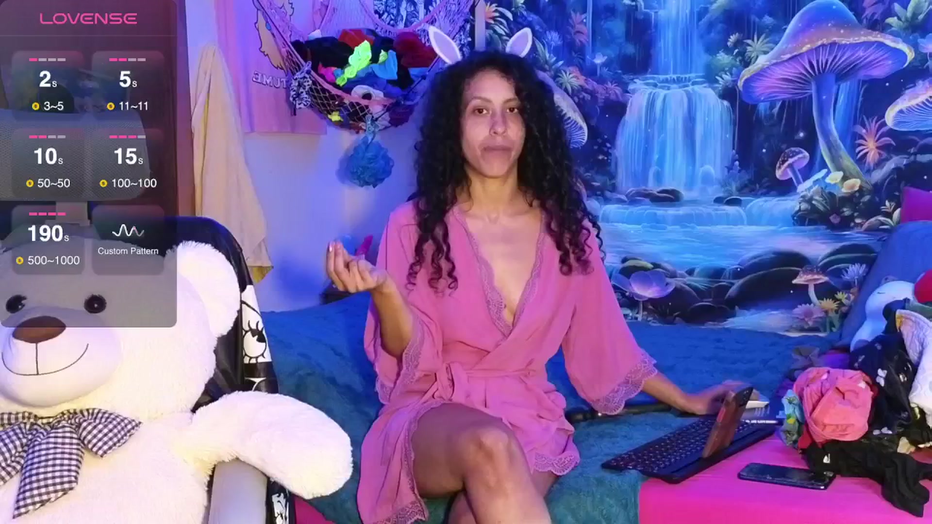 Gallery image thumbnail from PeachyKeenTV's myfreecams stream on, 10/07/2024, 16:43 image 1 of 20