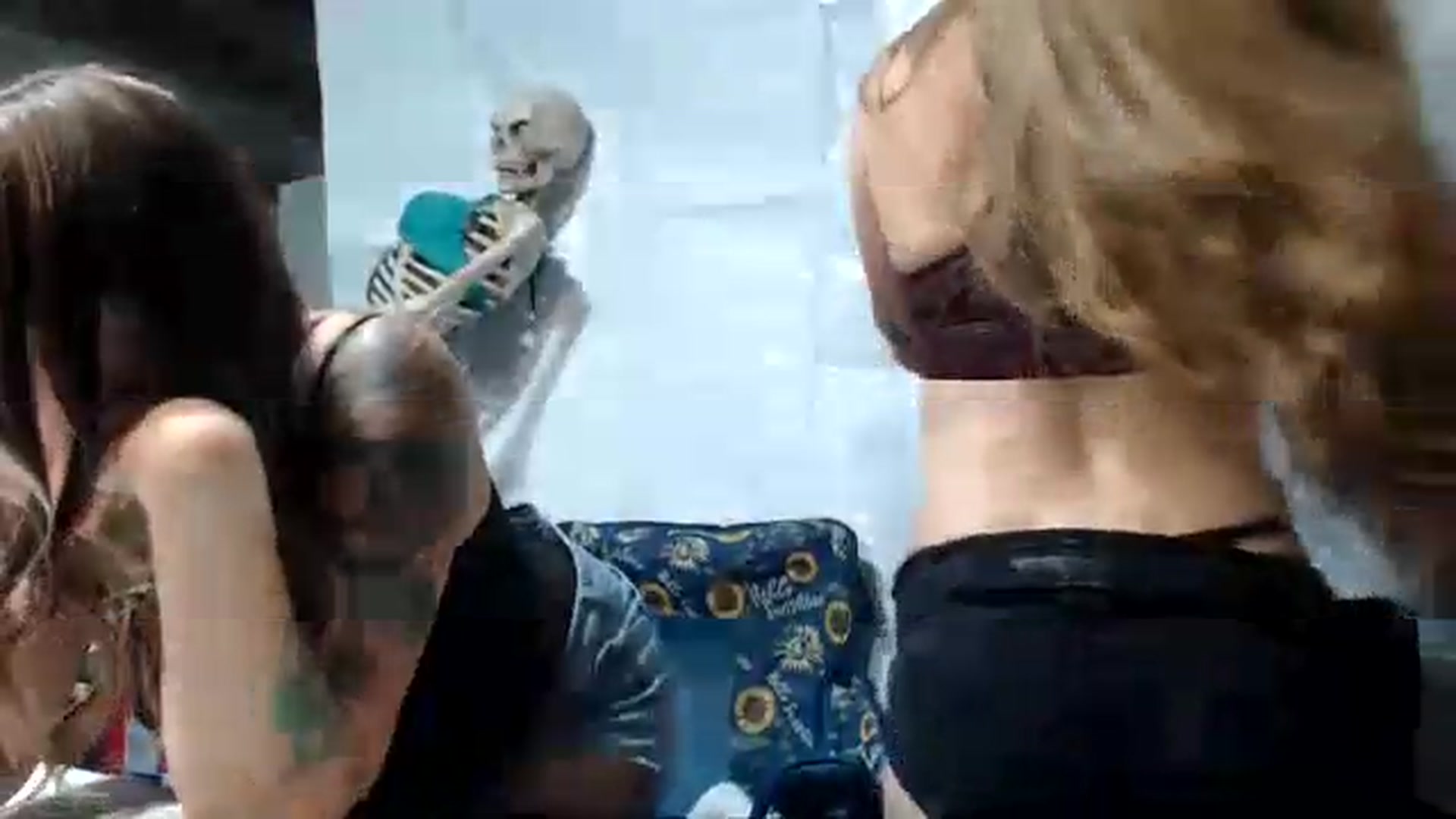 Gallery image thumbnail from PeachyMeow's myfreecams stream on, 09/05/2026, 09:13 image 14 of 20