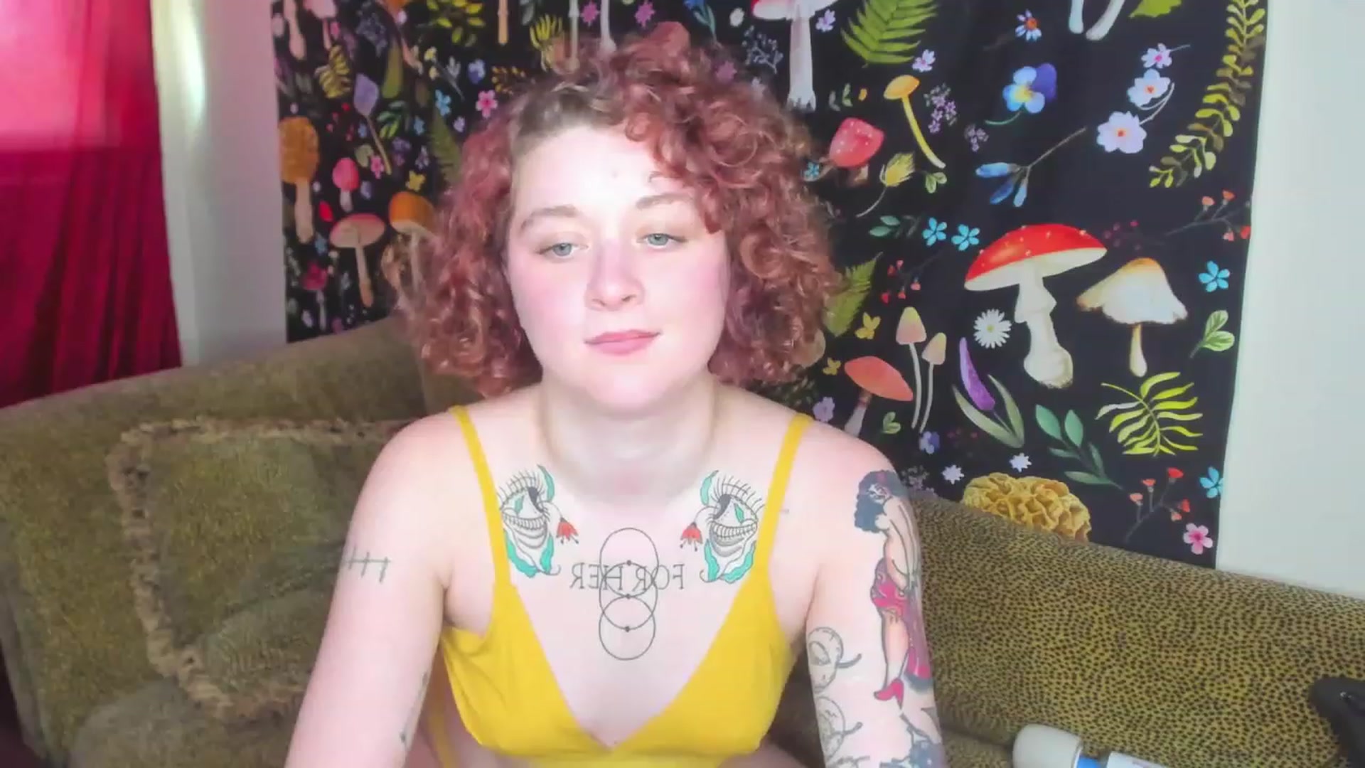 Gallery image thumbnail from PeachyQueen_'s myfreecams stream on, 01/04/2023, 20:45 image 12 of 20