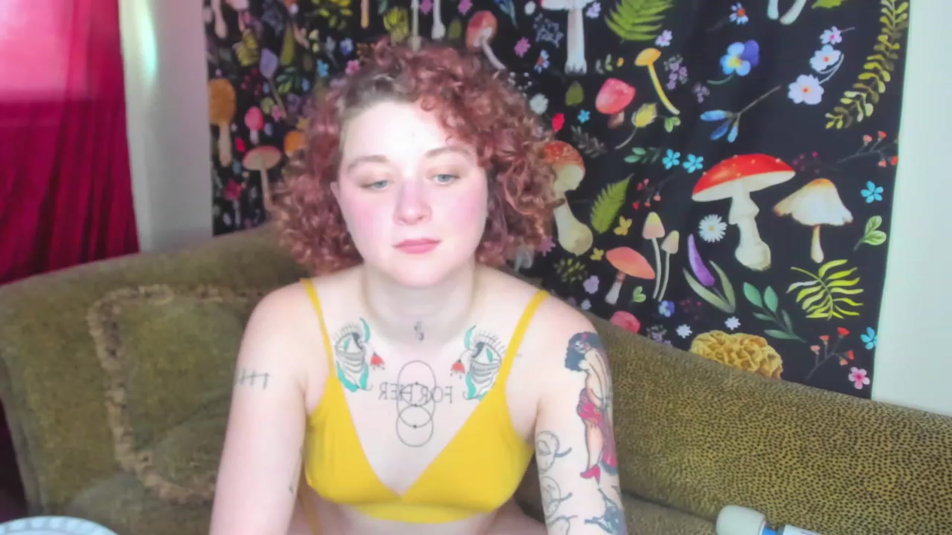 Gallery image thumbnail from PeachyQueen_'s myfreecams stream on, 01/04/2023, 20:45 image 2 of 20