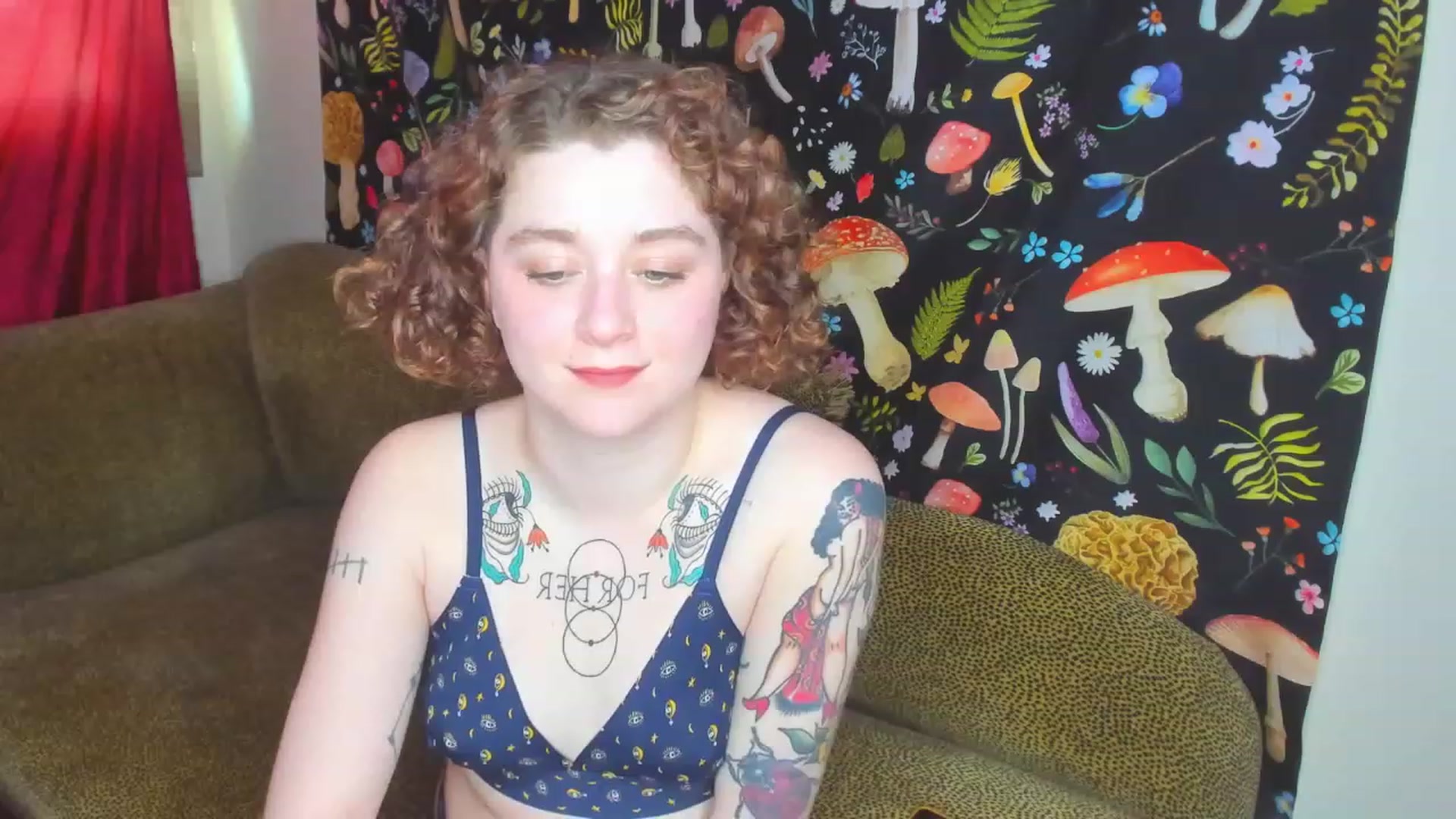 Gallery image thumbnail from PeachyQueen_'s myfreecams stream on, 01/26/2023, 21:10 image 17 of 20