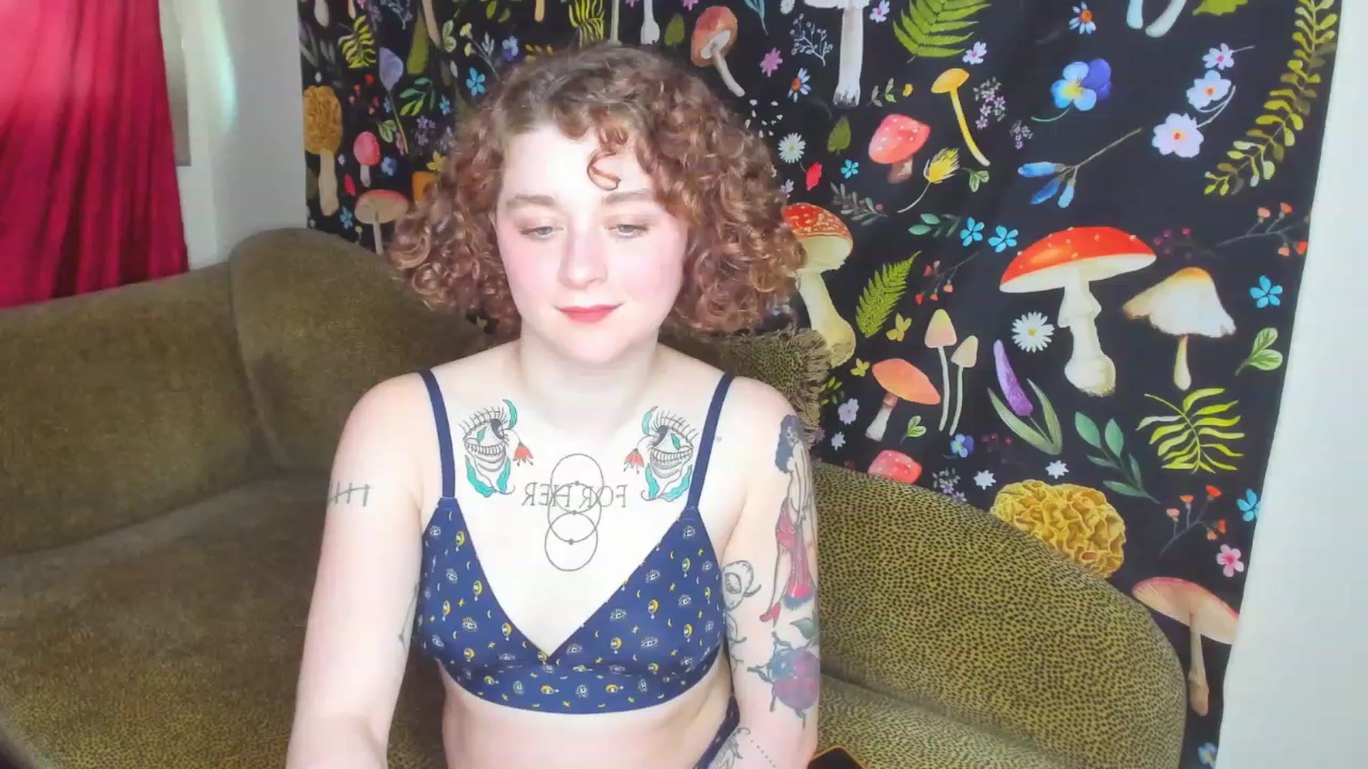 Gallery image thumbnail from PeachyQueen_'s myfreecams stream on, 01/26/2023, 21:10 image 6 of 20