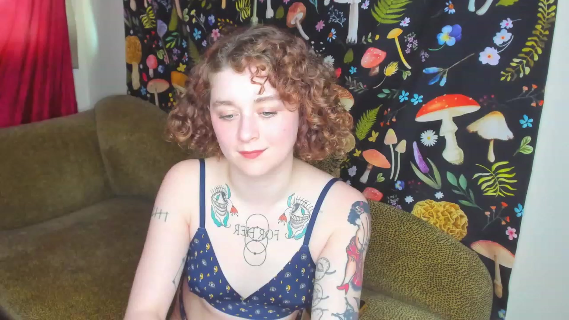 Gallery image thumbnail from PeachyQueen_'s myfreecams stream on, 01/26/2023, 21:10 image 1 of 20
