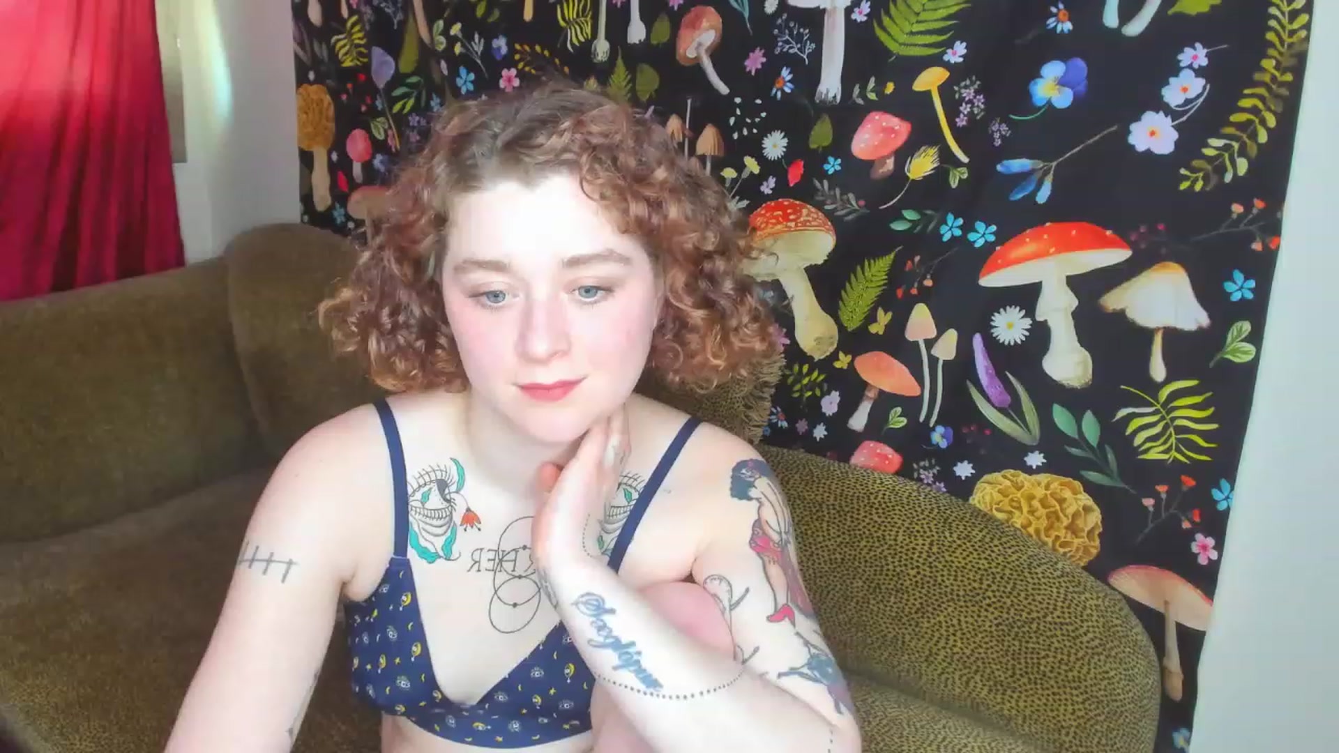 Gallery image thumbnail from PeachyQueen_'s myfreecams stream on, 01/26/2023, 21:10 image 20 of 20