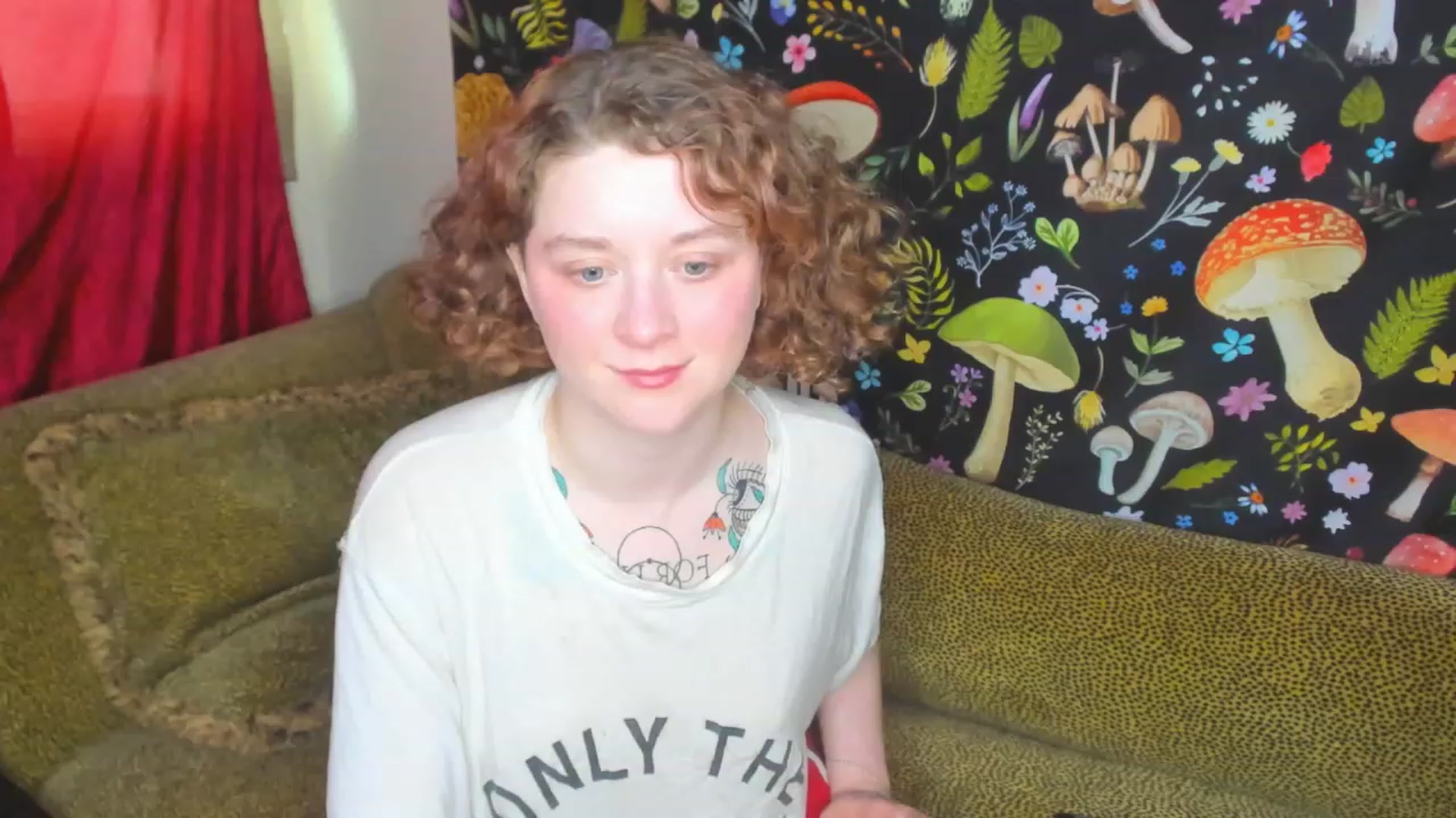 Gallery image thumbnail from PeachyQueen_'s myfreecams stream on, 02/01/2023, 21:08 image 13 of 20