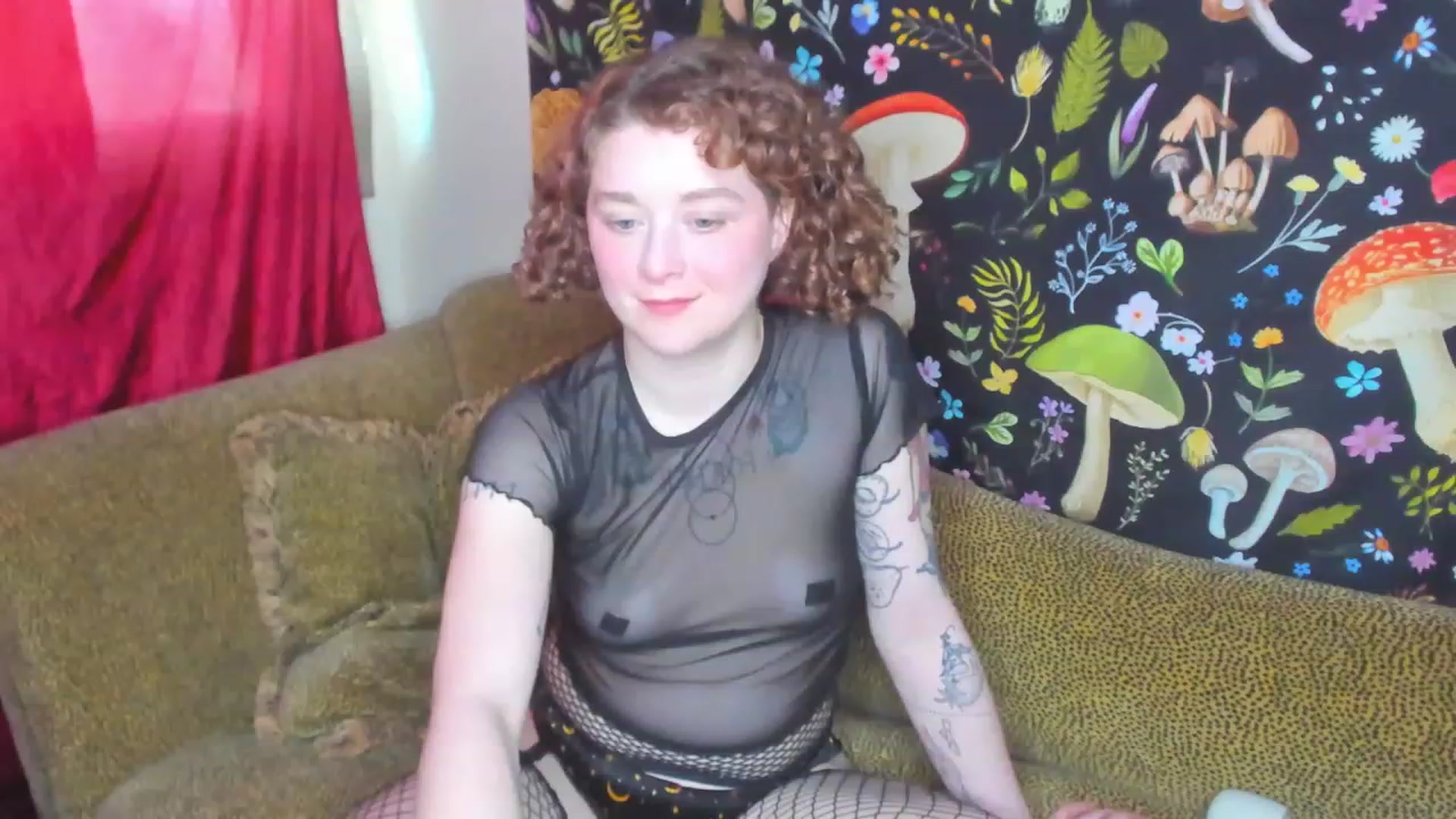 Gallery image thumbnail from PeachyQueen_'s myfreecams stream on, 02/03/2023, 20:48 image 6 of 20