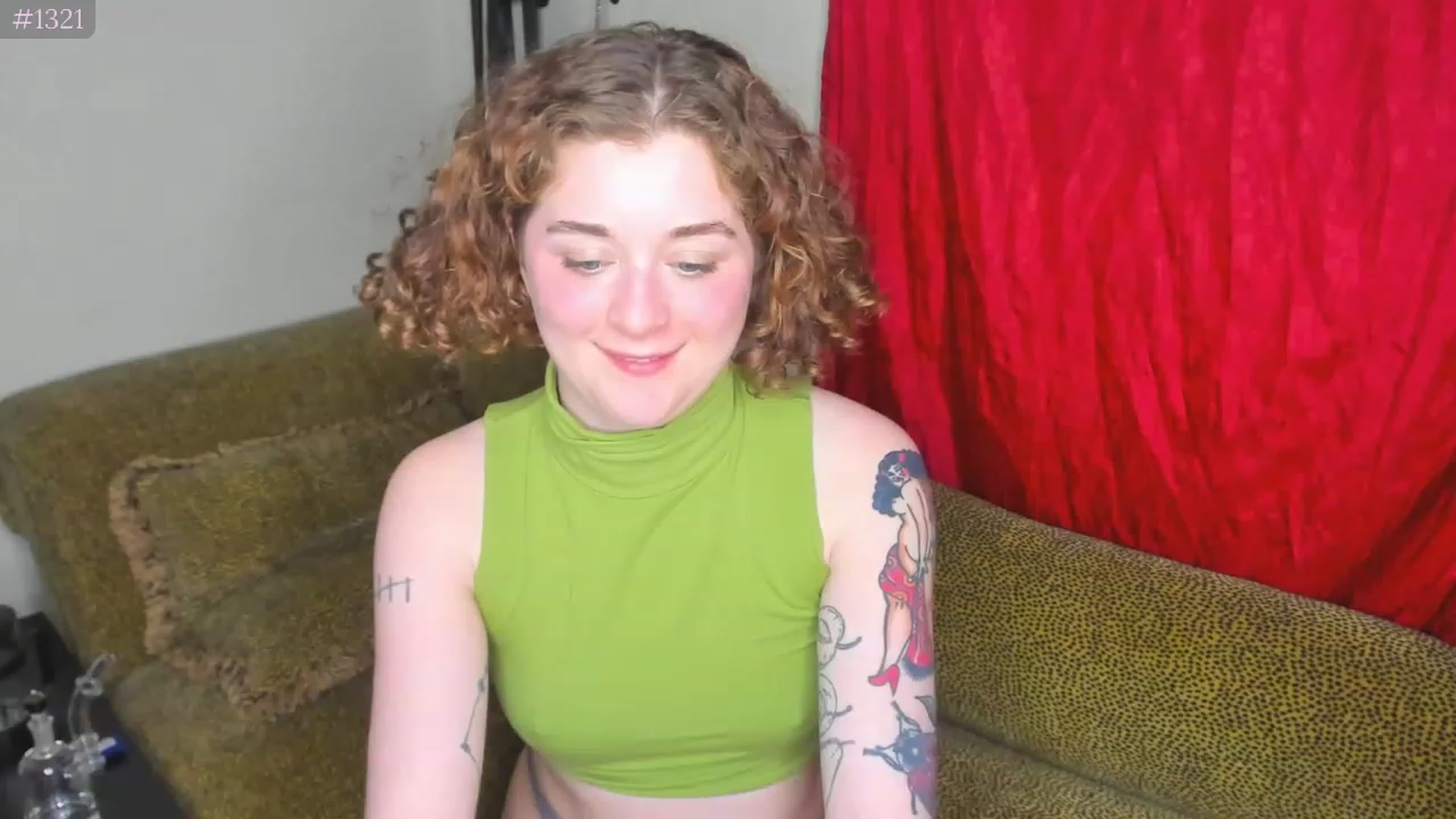 Gallery image thumbnail from PeachyQueen_'s myfreecams stream on, 03/21/2023, 07:39 image 7 of 20